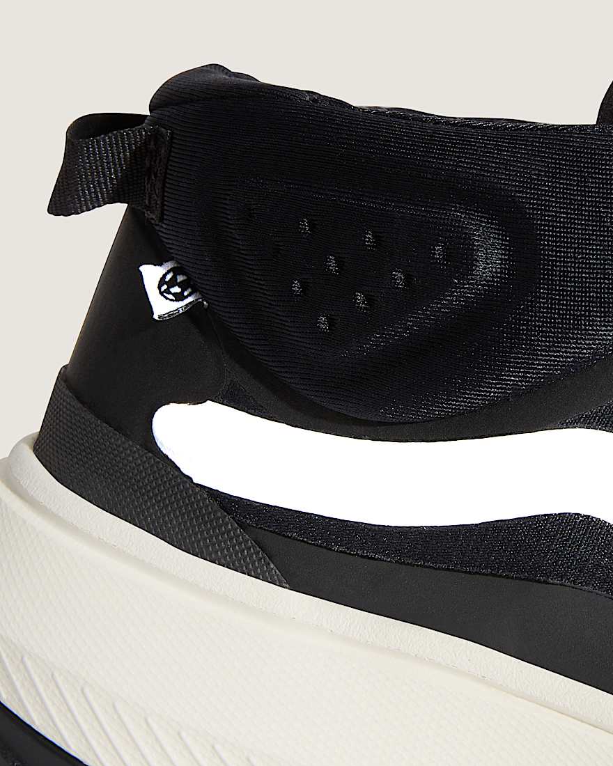 MTE Crosspath Mid Shoes