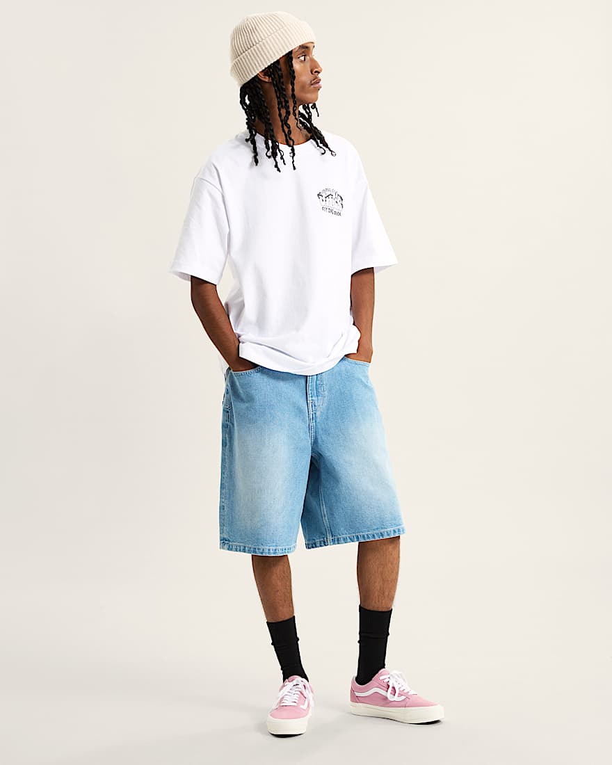 T-shirt Chained