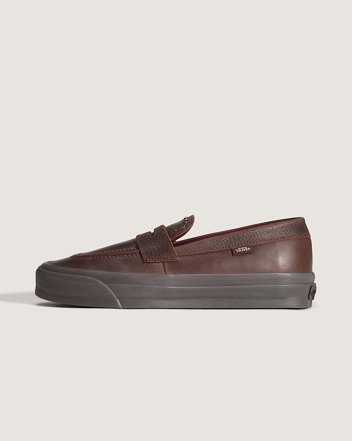 Skate Loafer Shoes in Brown| Vans DK