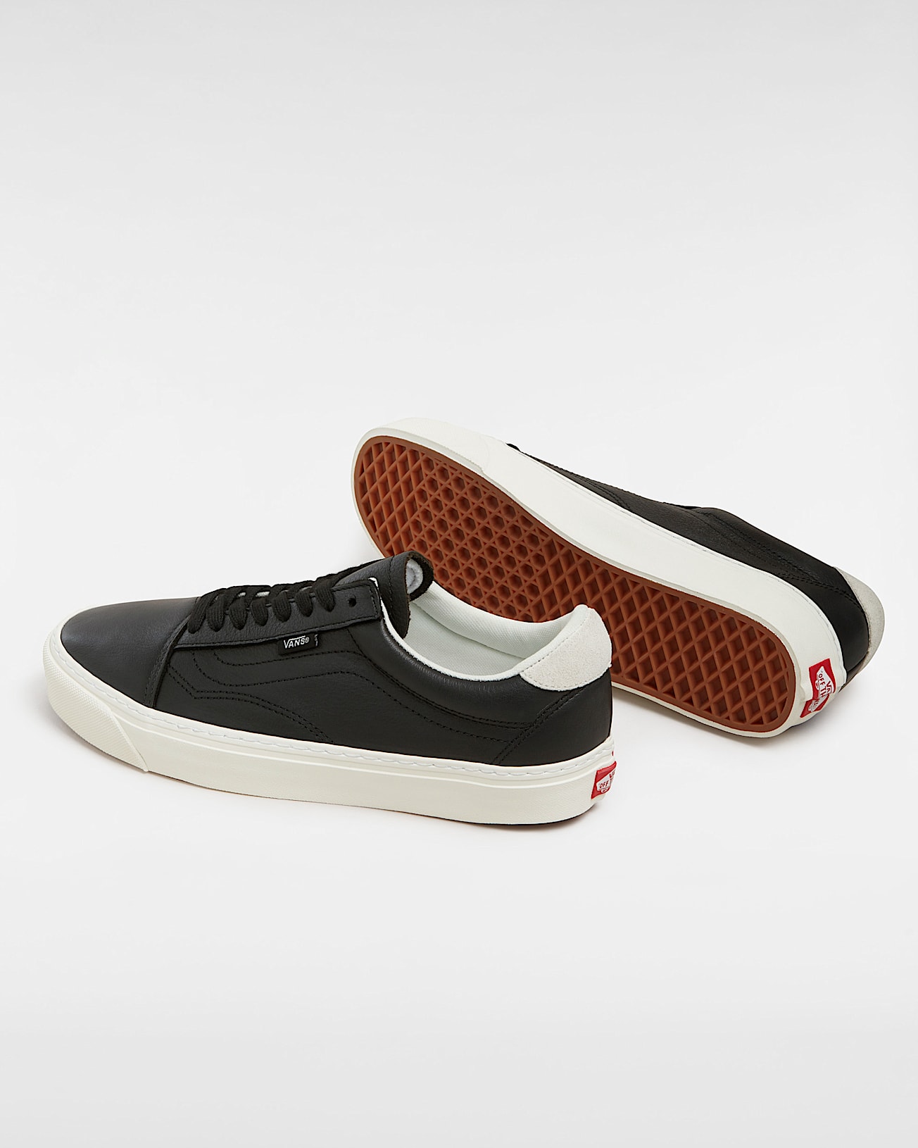 Old Skool Lux Shoes VANS Black ALT2