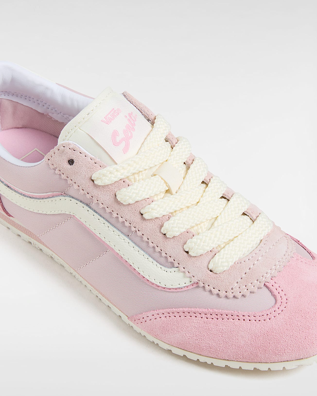 Chaussures Super Lowpro VANS Rose ALT3