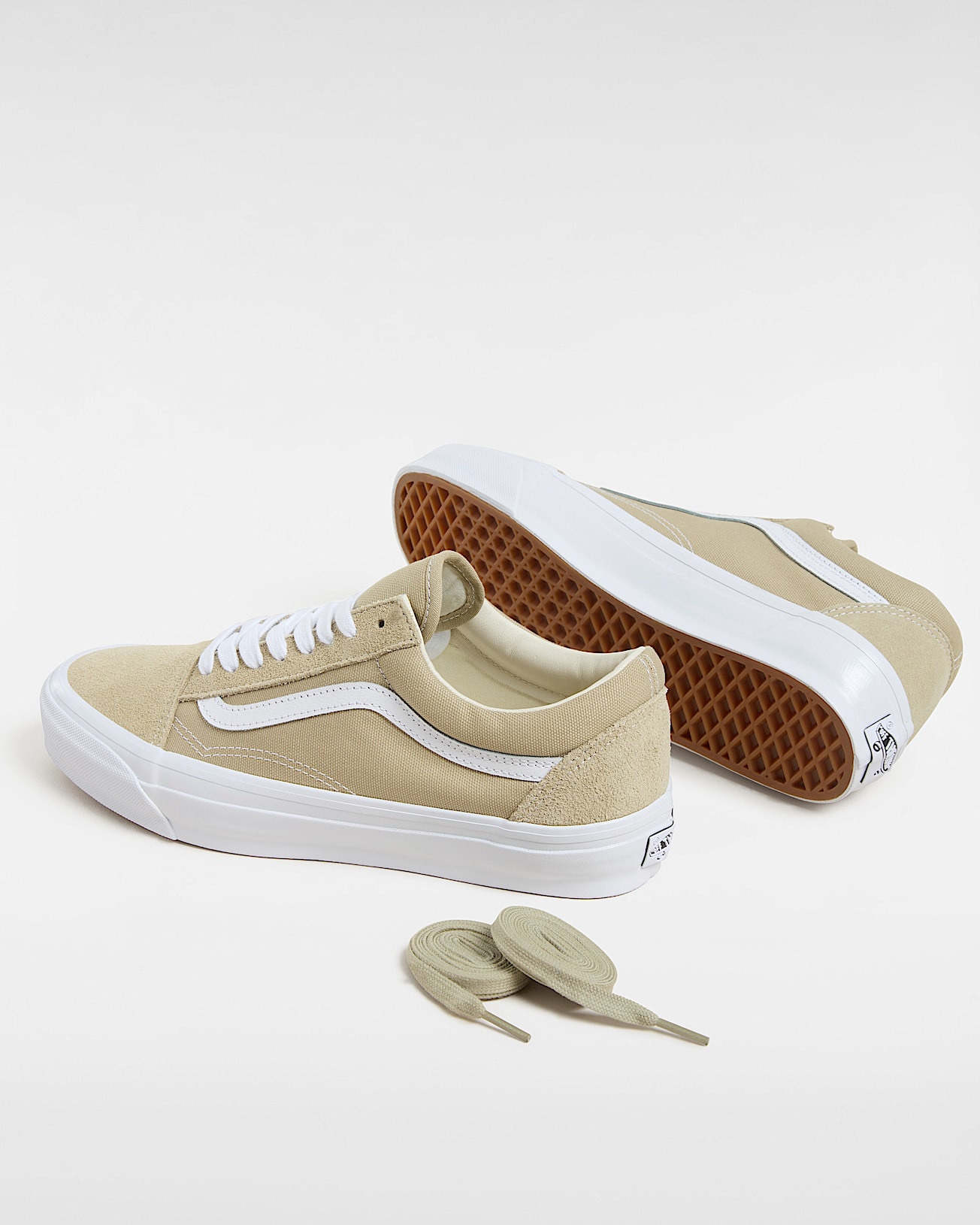 Chaussures Premium Old Skool VANS Beige ALT2