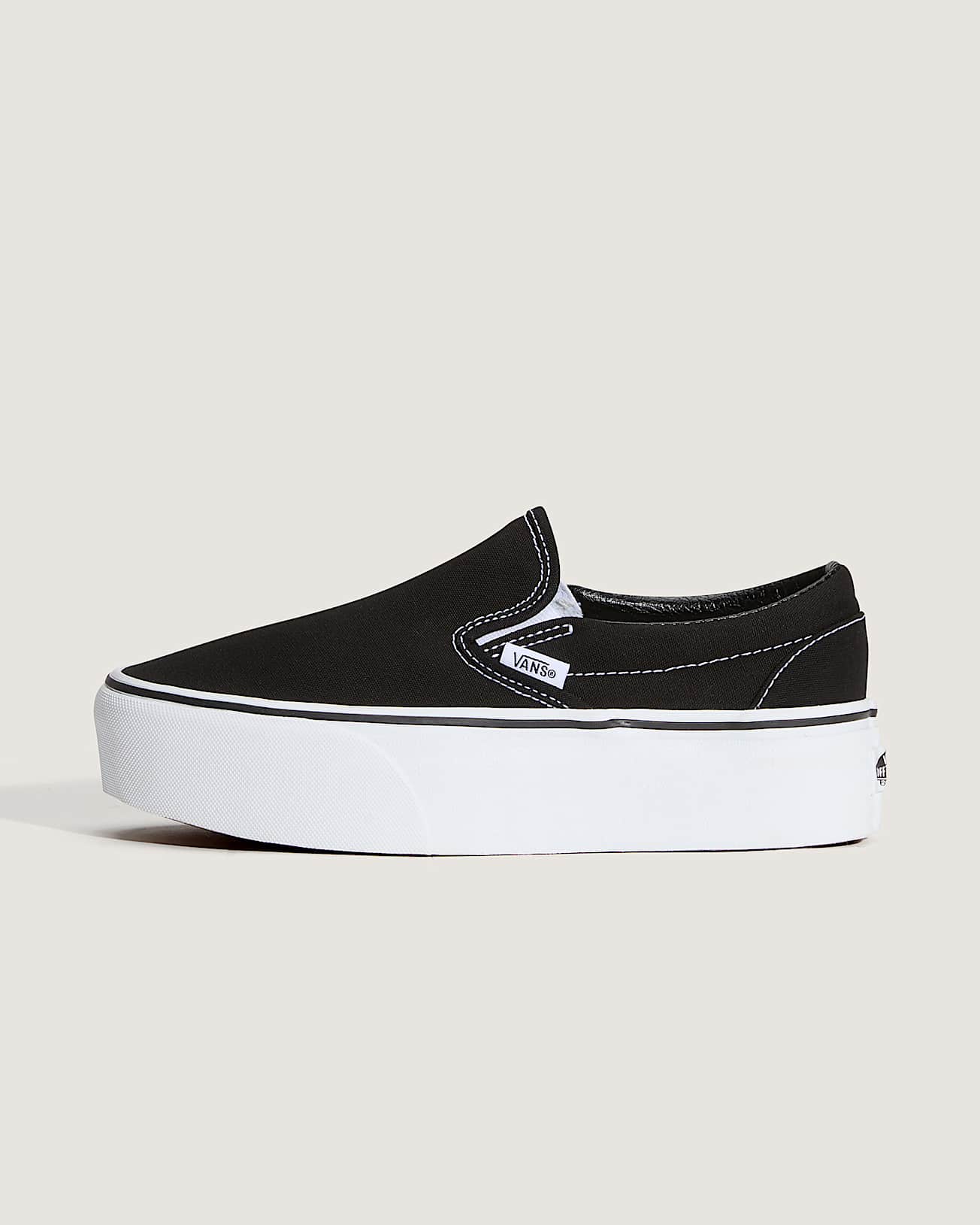 Chaussures Classic SlipOn Platform VANS Noir HERO