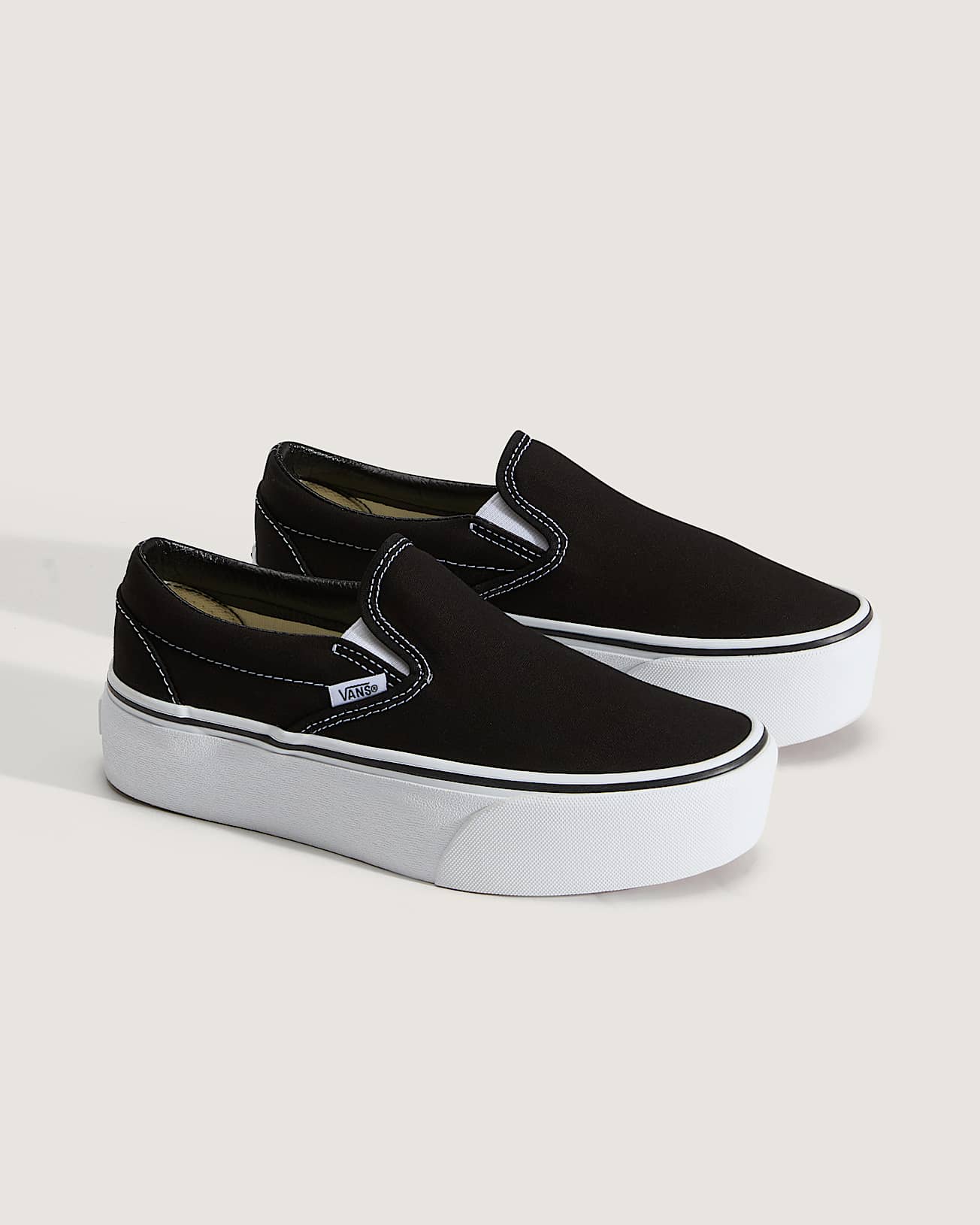 Chaussures Classic SlipOn Platform VANS Noir ALT1