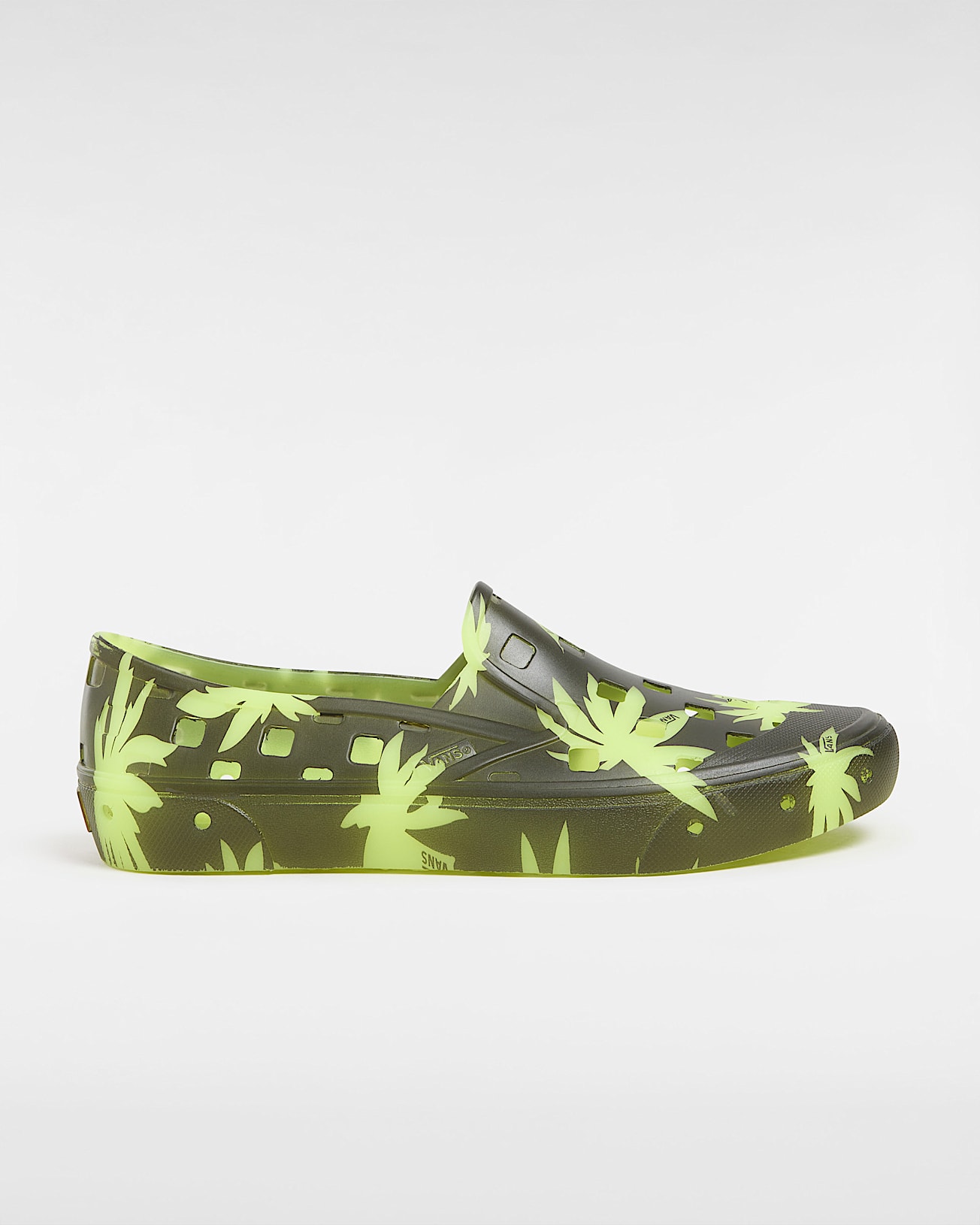 Chaussures SlipOn TRK VANS Vert HERO