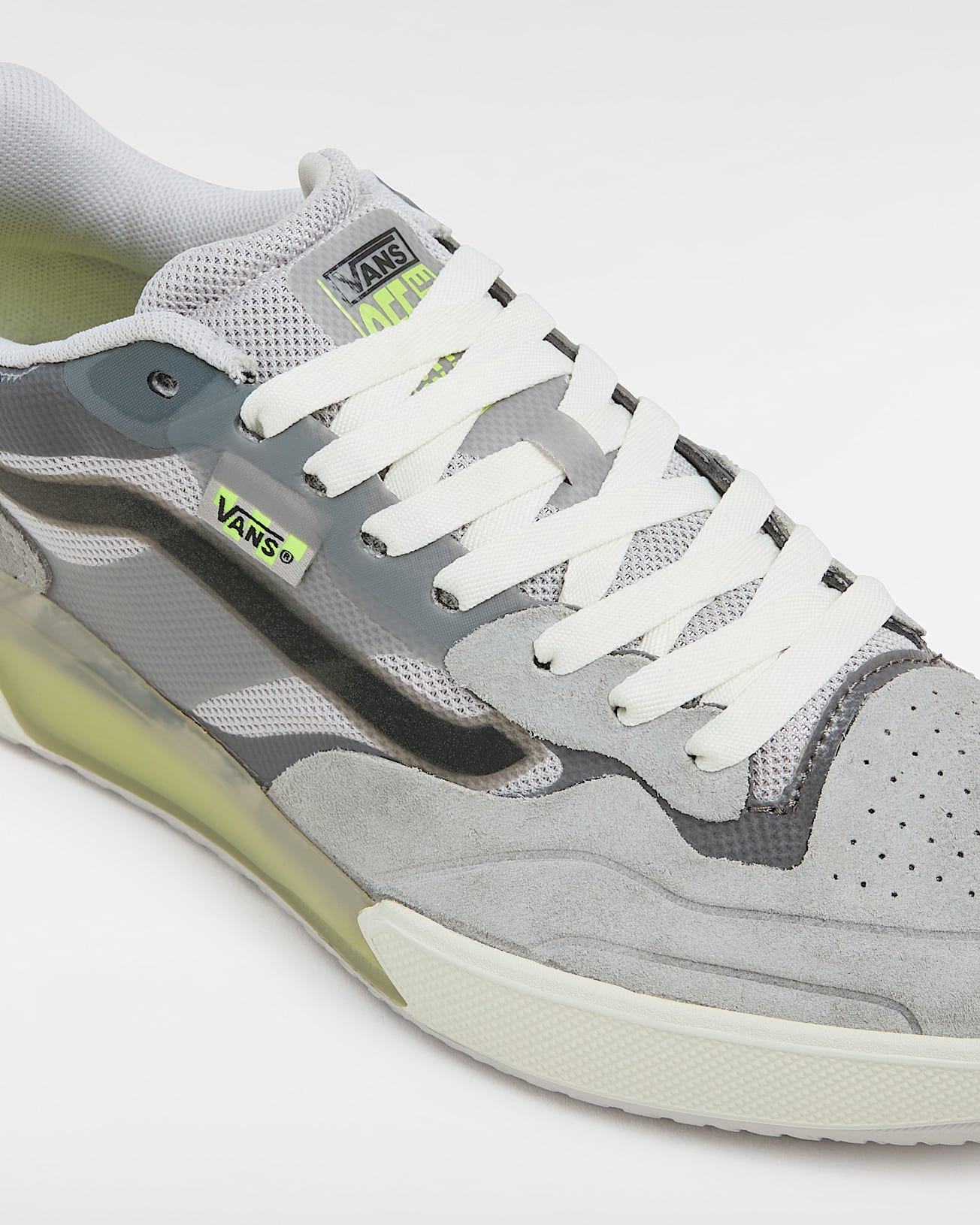 Chaussures AVE 20 VANS Gris ALT4