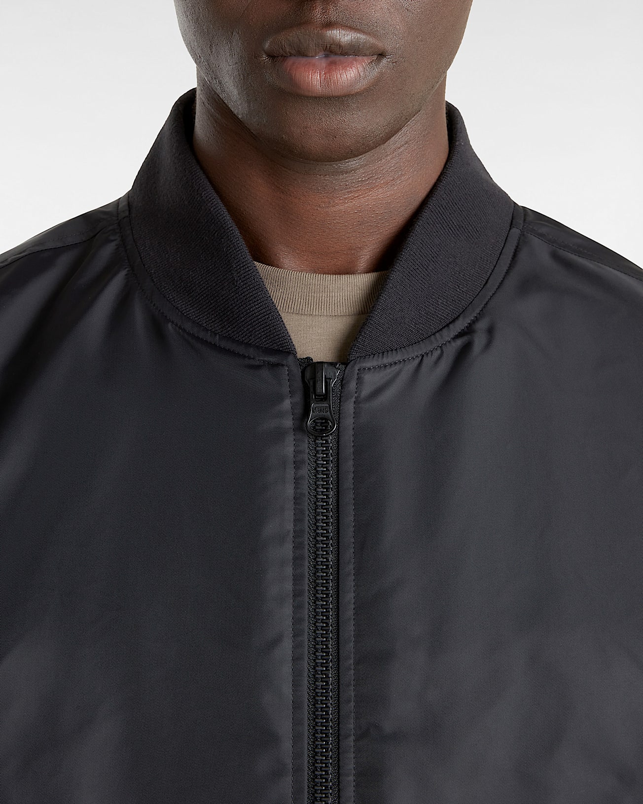 Bomber Copley VANS Noir ALT6