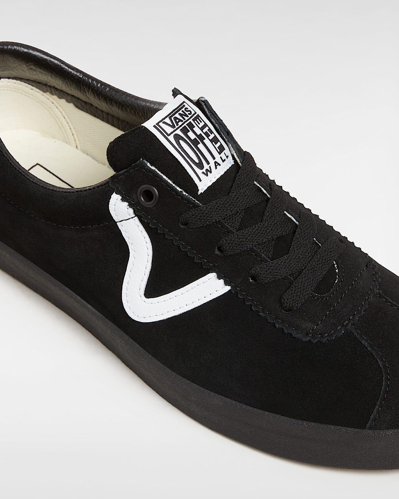 Sport low Shoes VANS Black ALT3