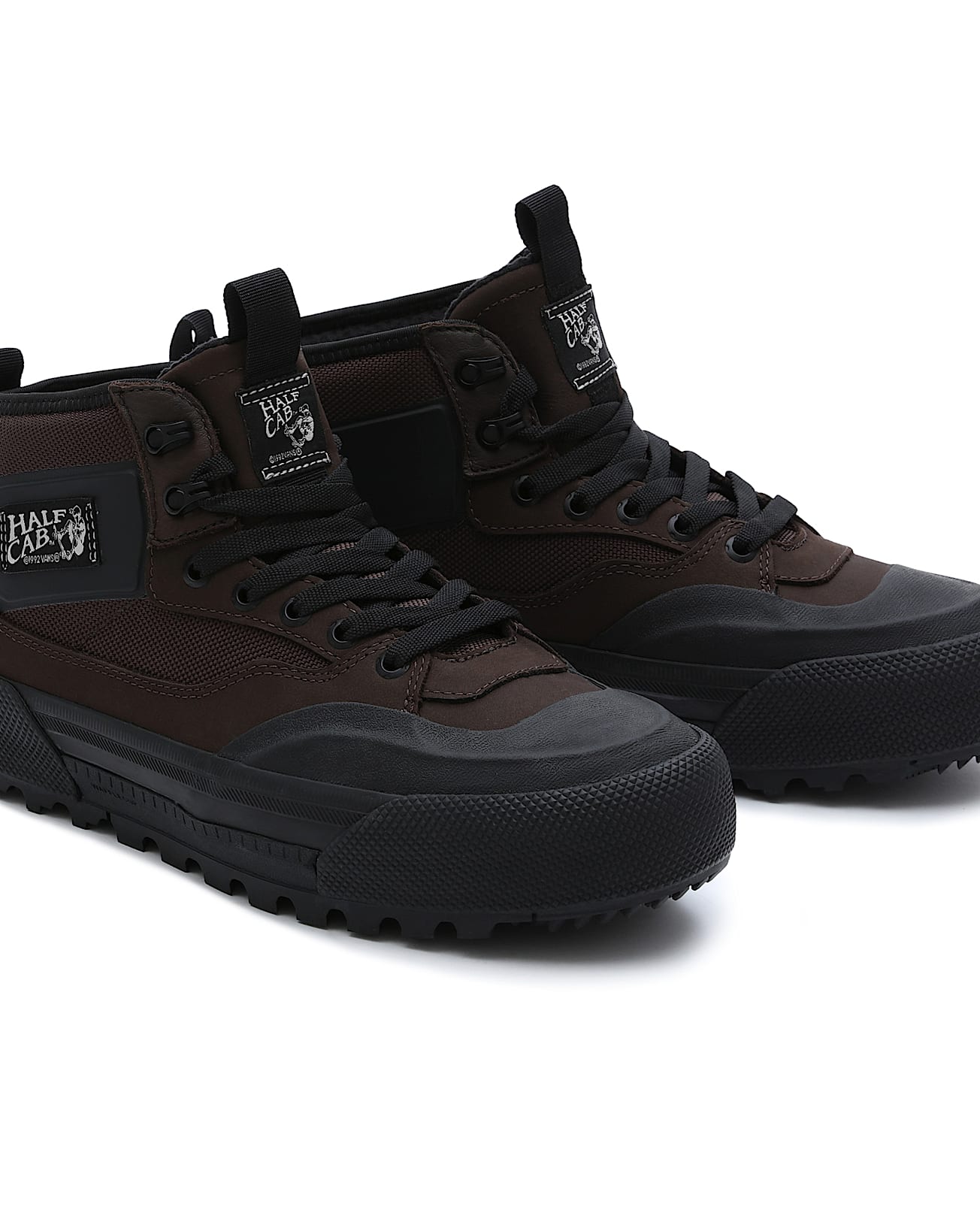 Chaussures Half Cab GORETEX MTE3 VANS NoirMarron HERO