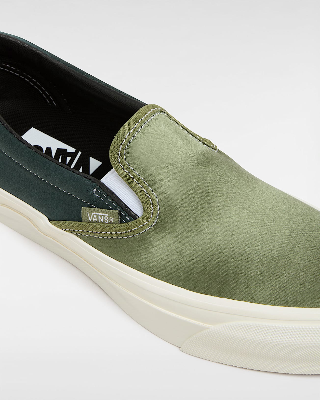 Chaussures Premium SlipOn 98 Satin VANS Vert ALT3