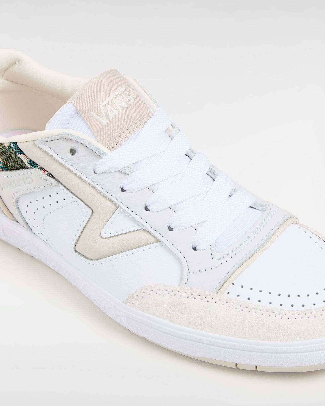 Lowland ComfyCush JMP R Schuhe VANS Wei ALT3