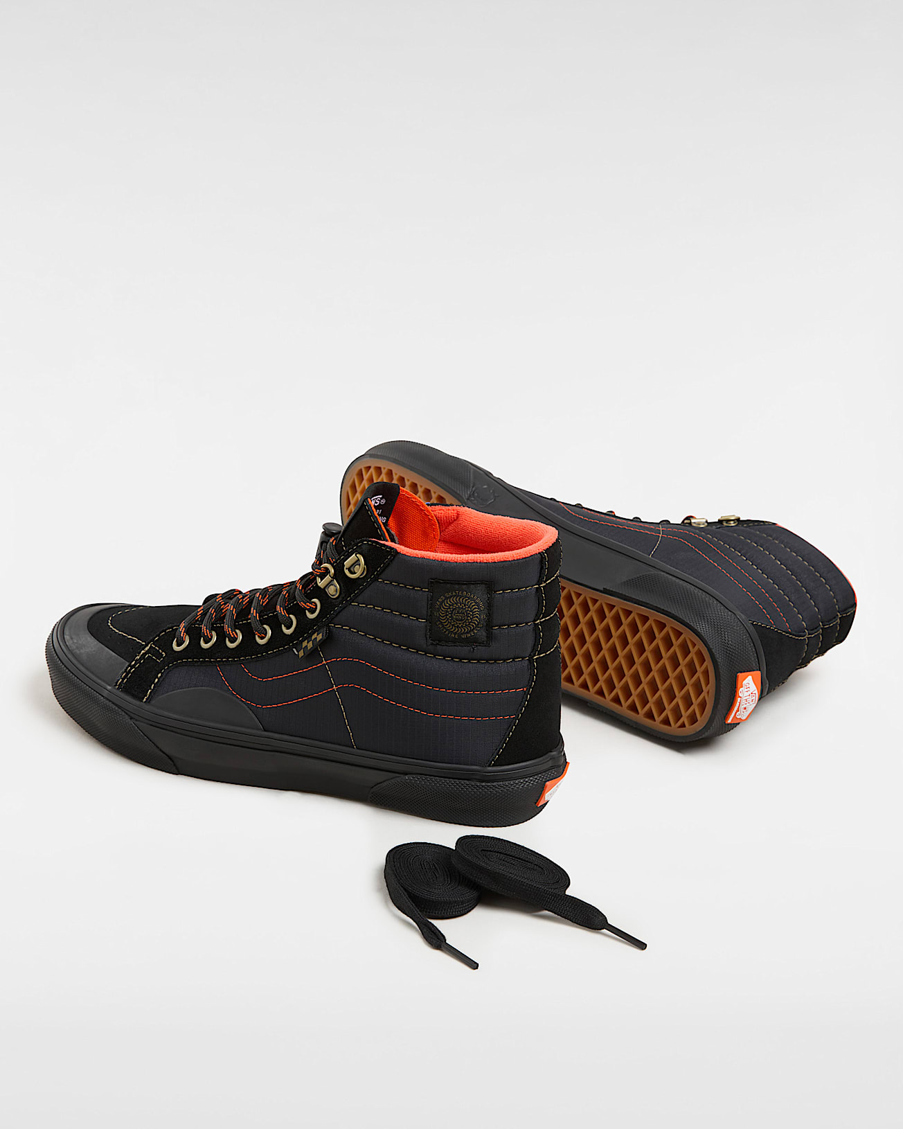 Zapatillas Skate Sk8Hi Reissue Vans X Spitfire Wheels VANS Negro ALT2