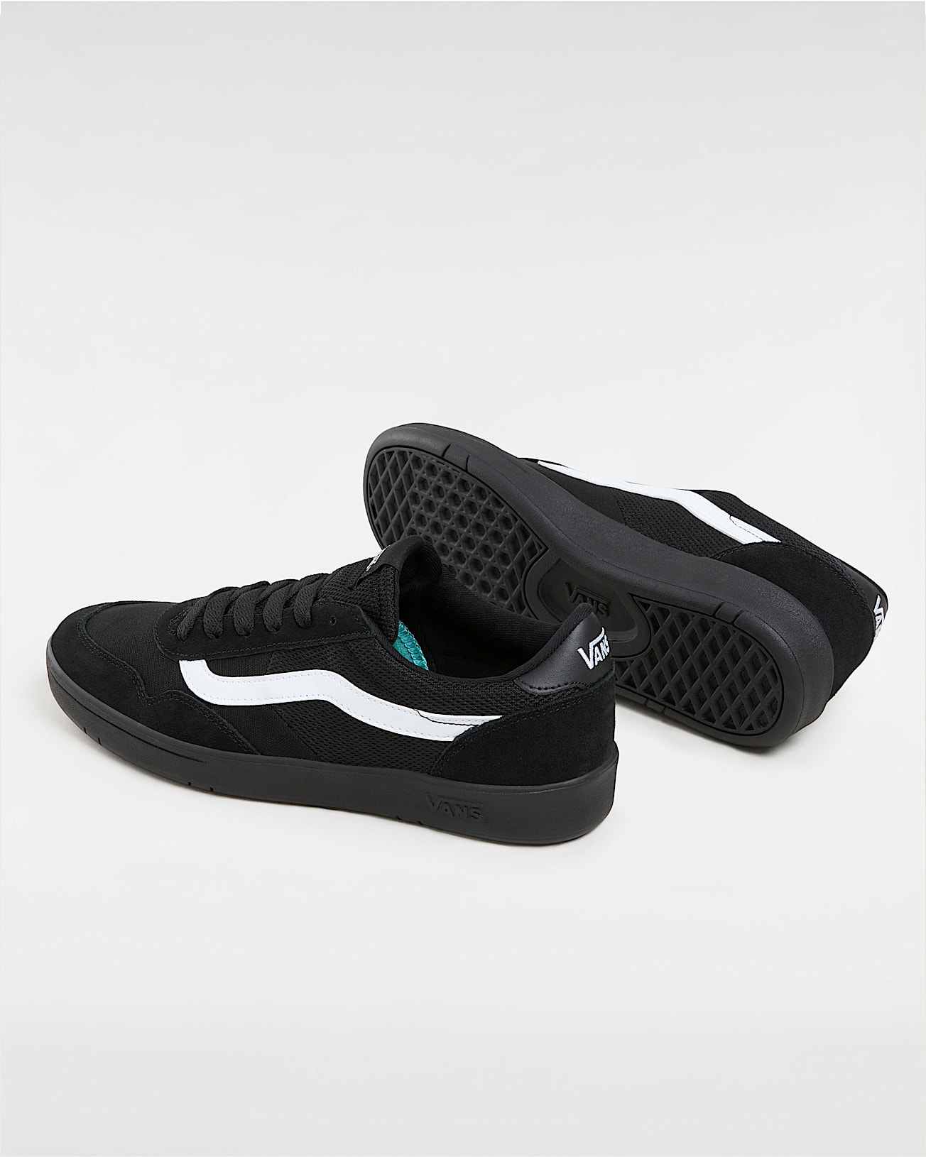 Staple Cruze Too ComfyCush Shoes VANS Black ALT2