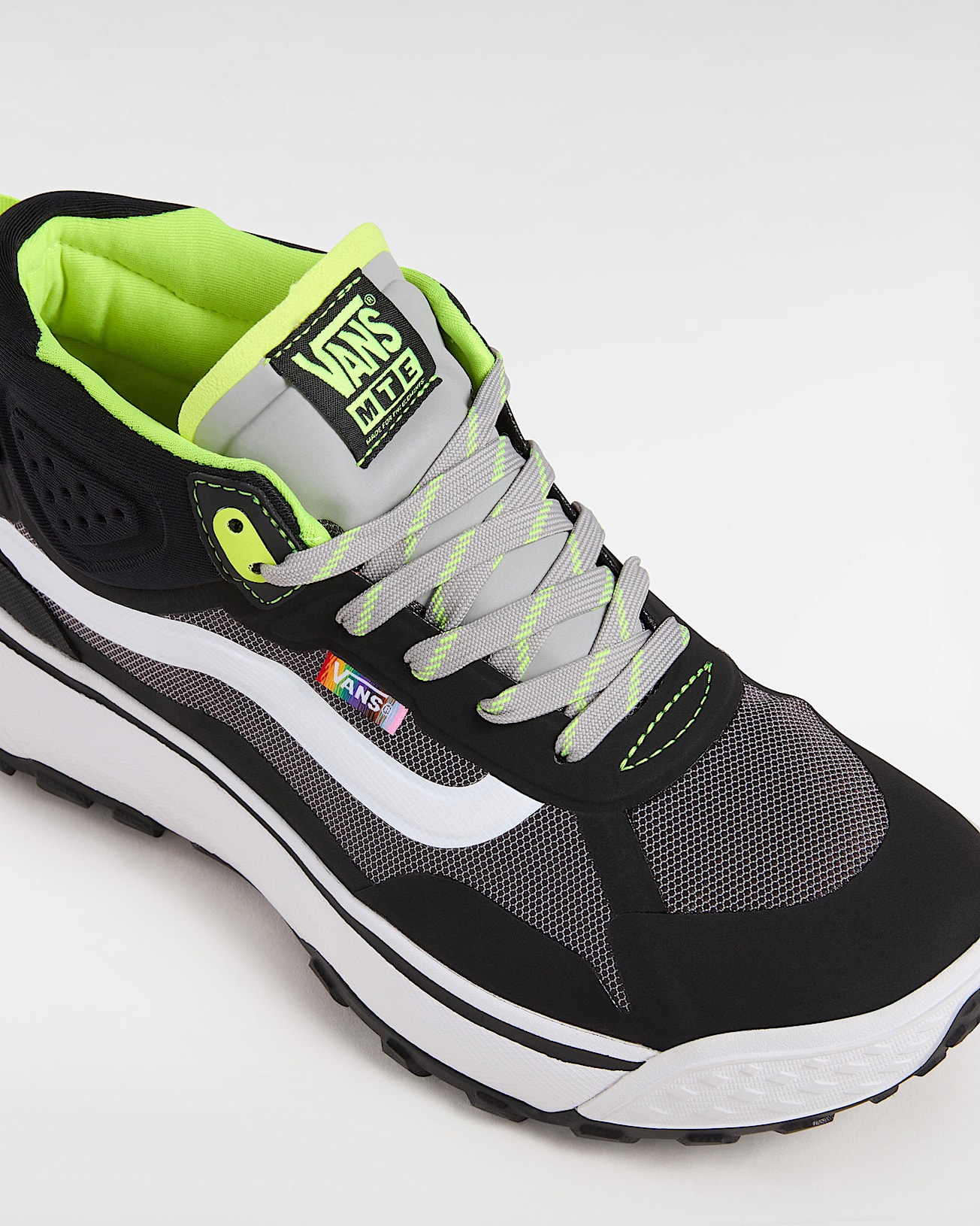 MTE Crosspath Mid Togheter As Ourselves Shoes VANS Multicolour ALT3