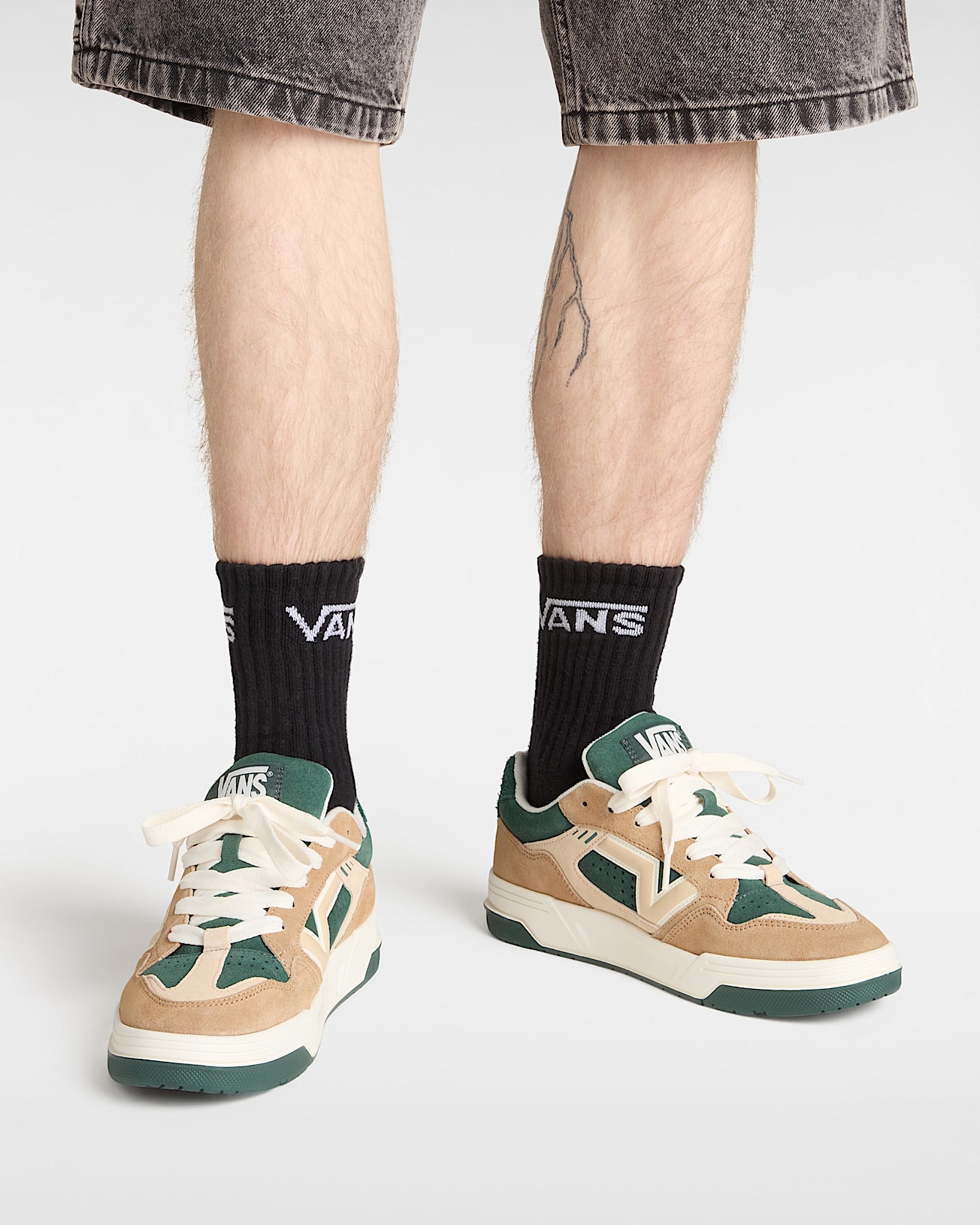 Chaussures Upland VANS Vert ALT4