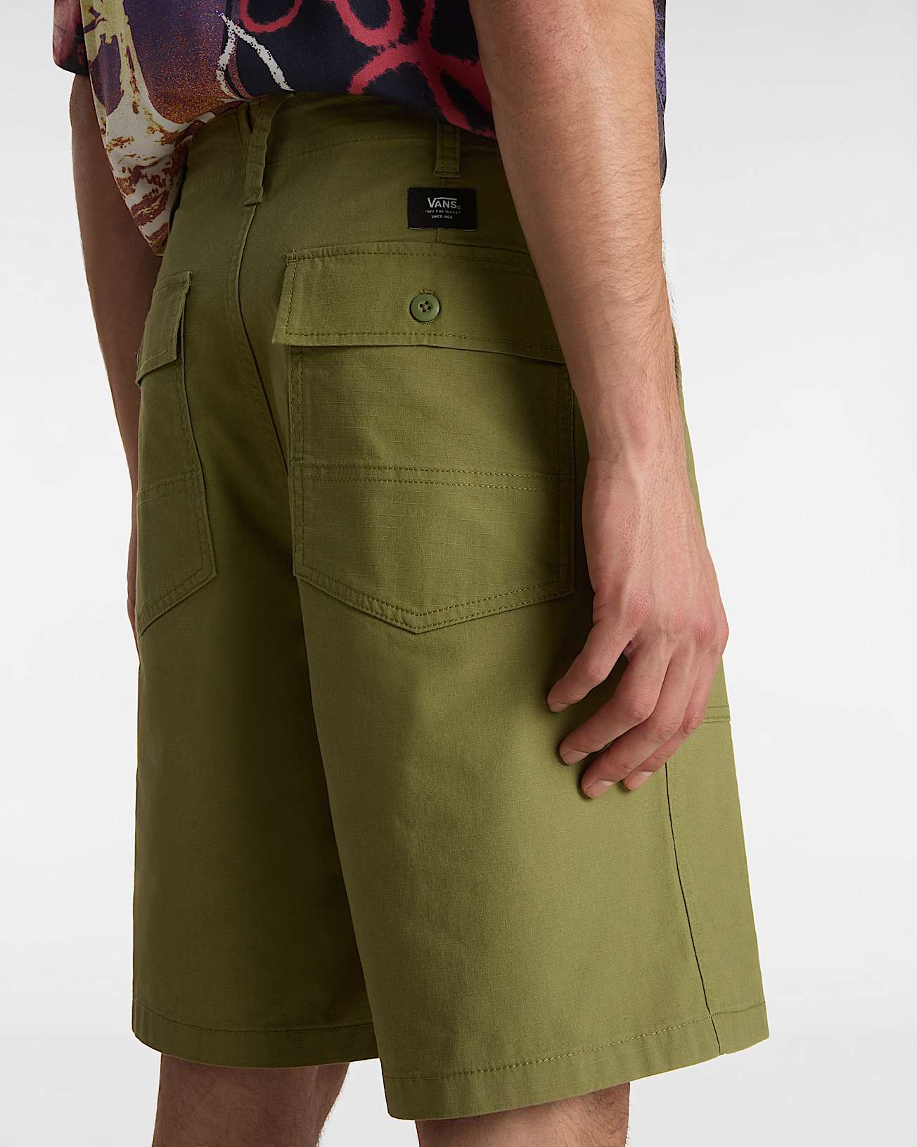 Short ample Fatigue VANS Vert ALT7