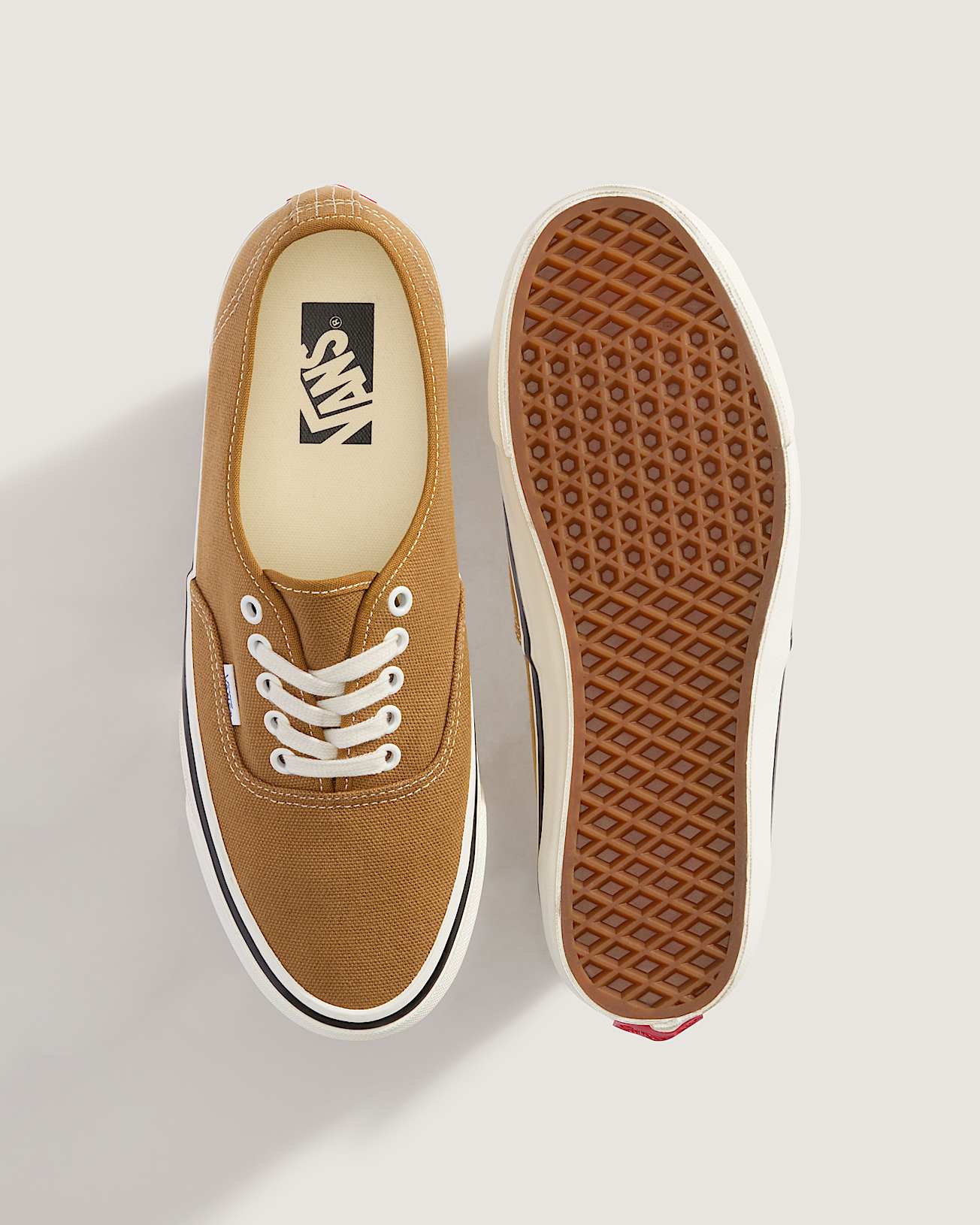 Premium Authentic 44 Duck Schuhe aus Canvas VANS Braun ALT2