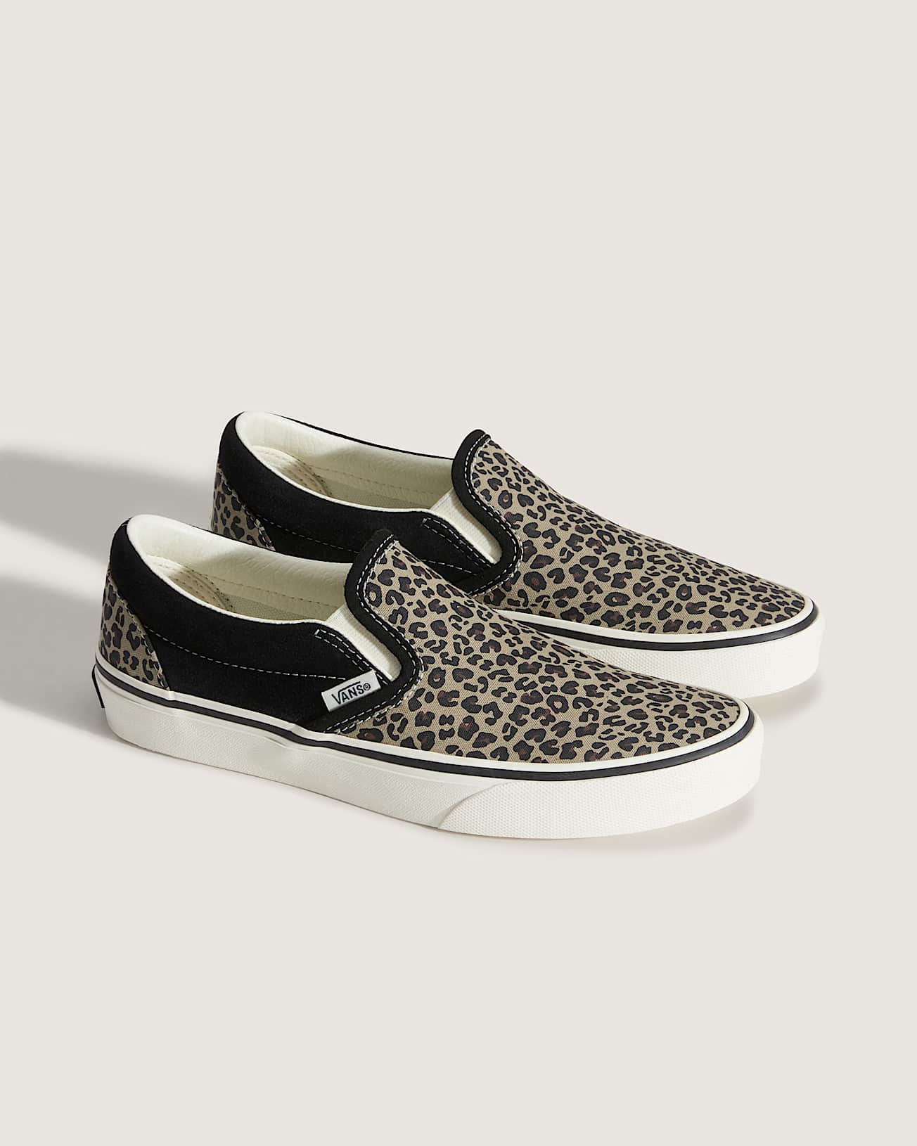 Chaussures Classic SlipOn VANS Noir ALT1