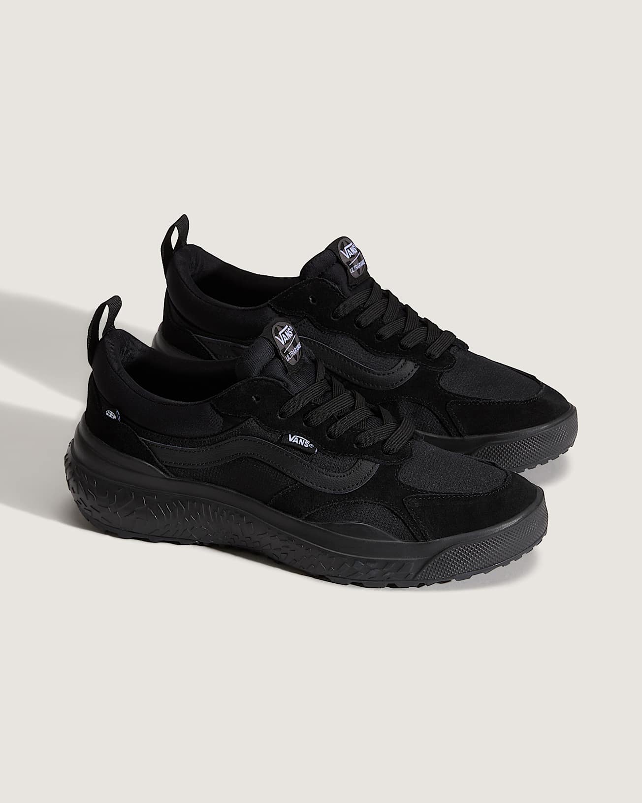 UltraRange Neo MTE Shoes VANS Black ALT1