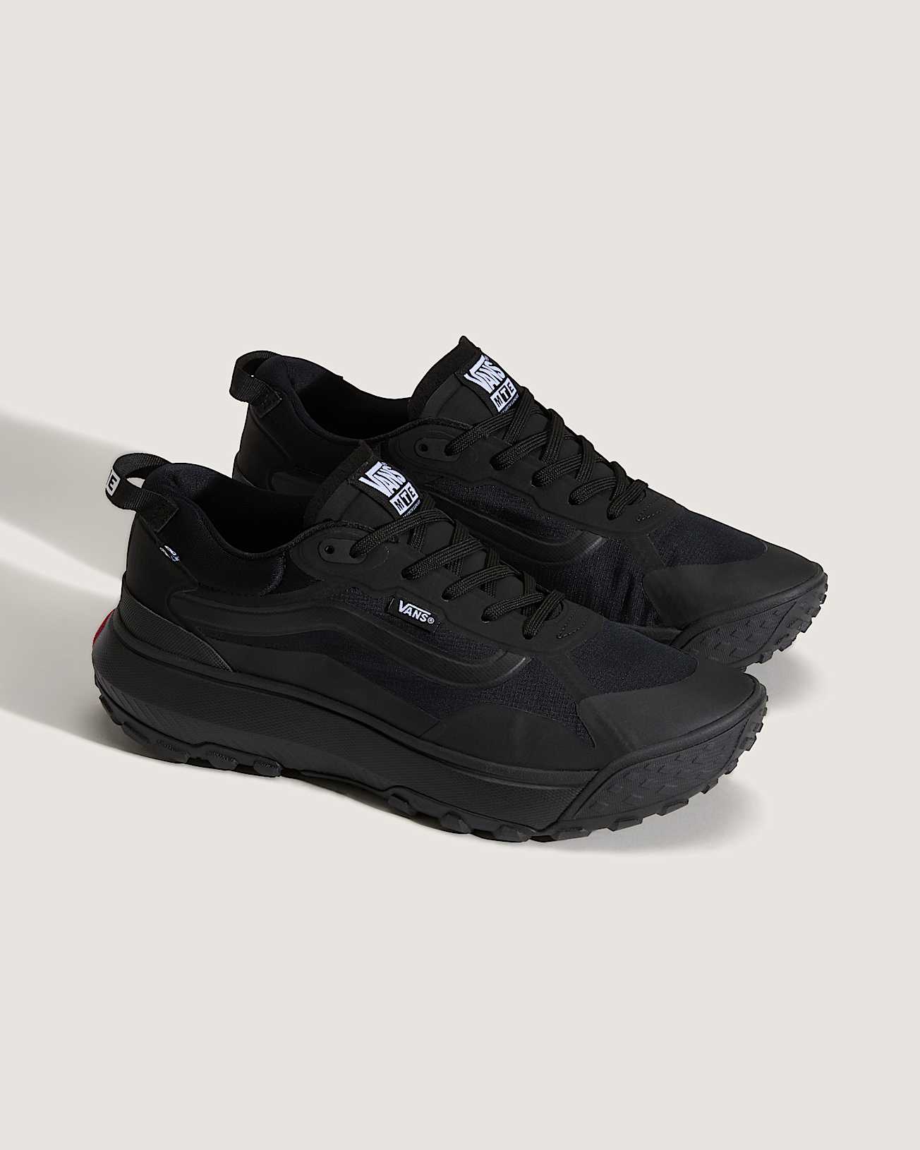 MTE Crosspath Shoes VANS Black ALT1