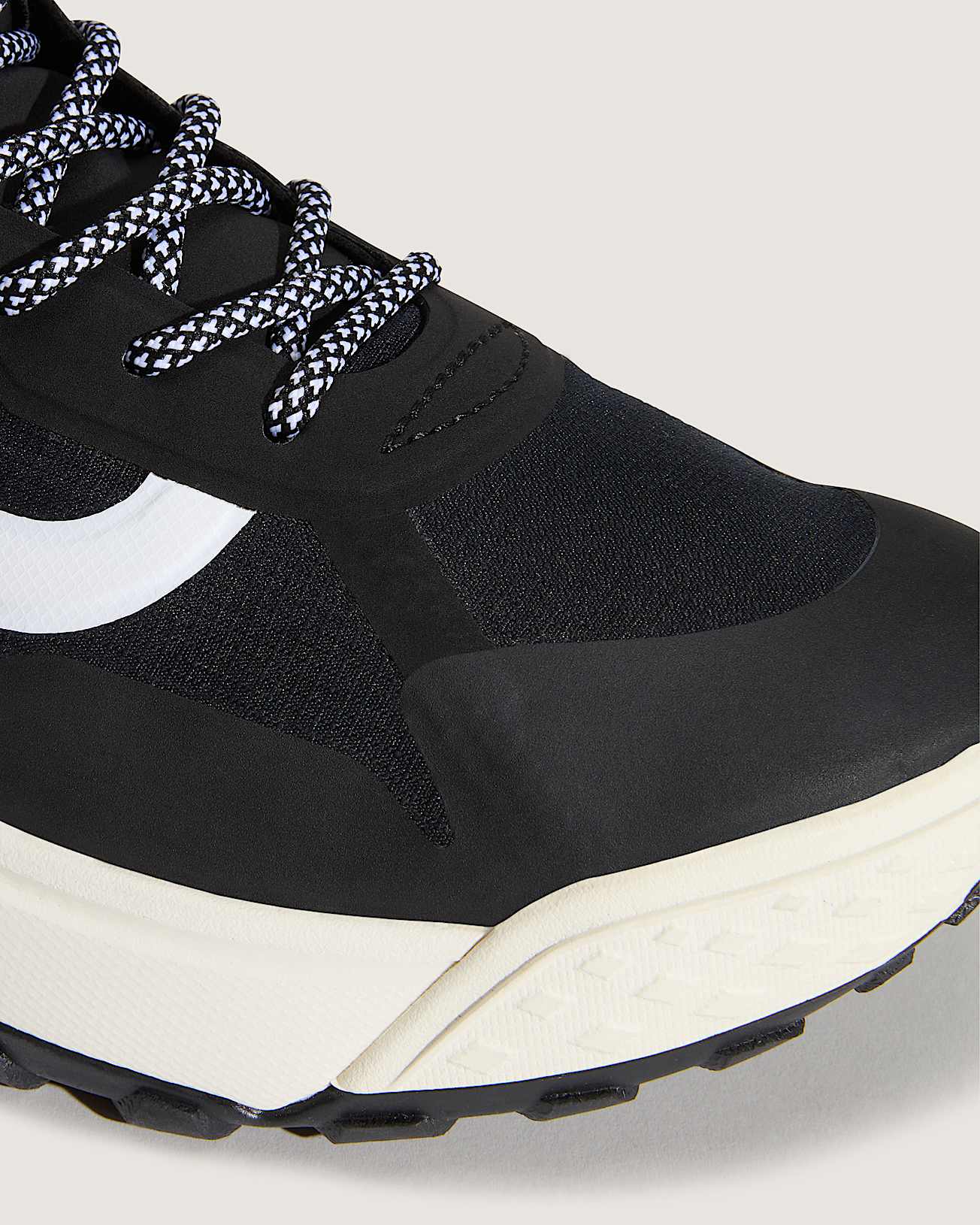 MTE Crosspath Mid Shoes VANS Black ALT7