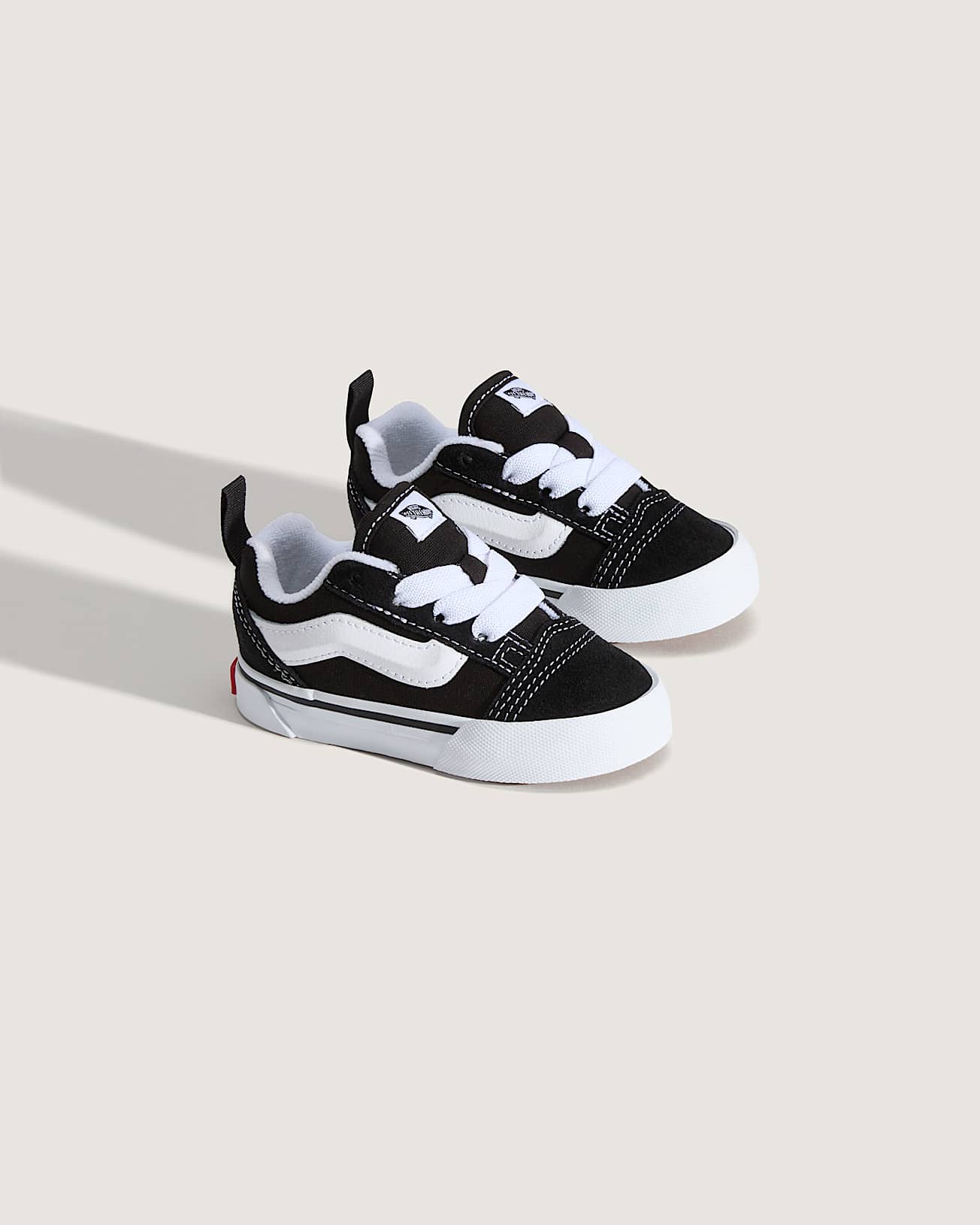 Chaussures Knu Skool pour Bb 14 ans VANS Noir ALT1