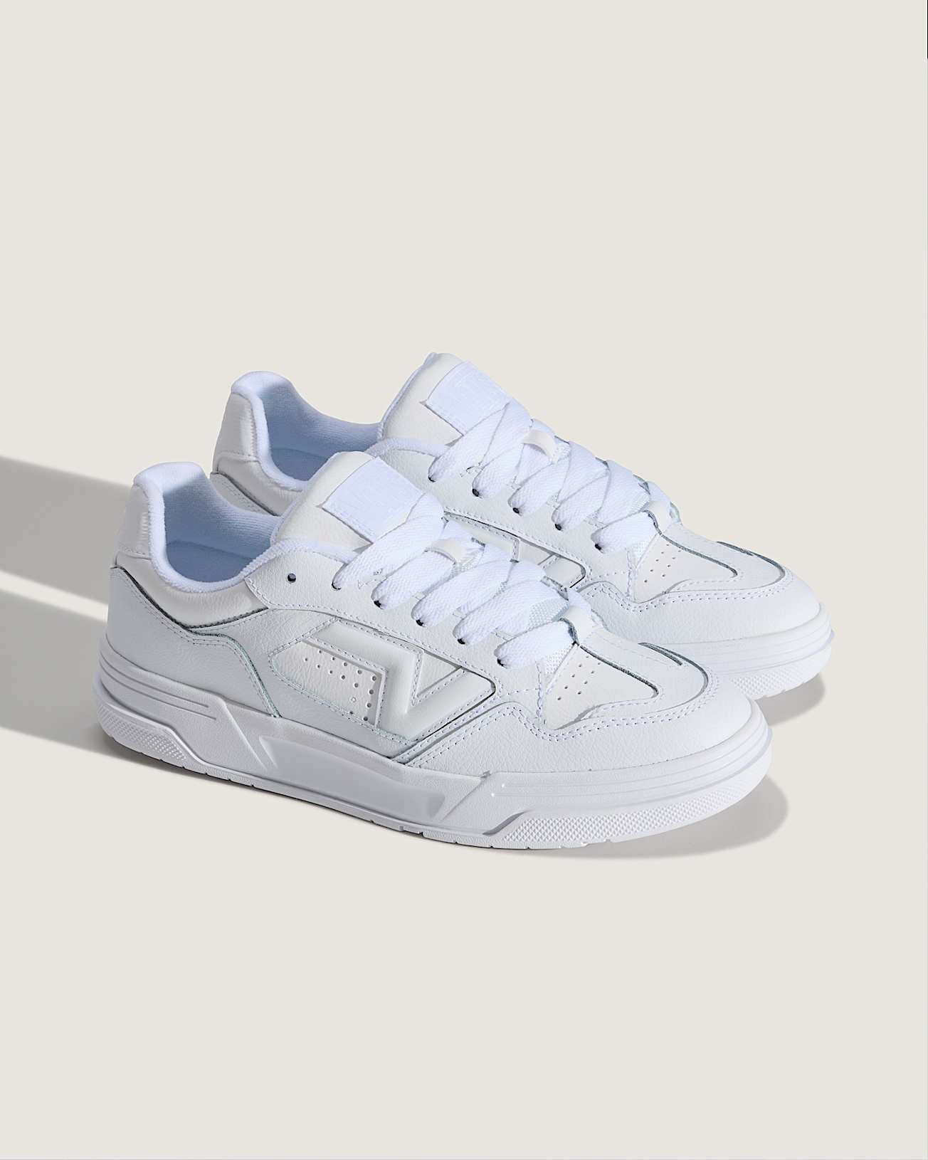 Upland Shoes VANS White ALT1