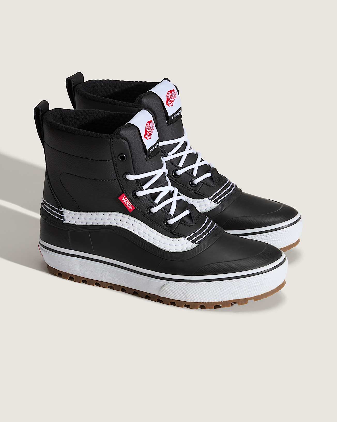 Standard Mid Waterproof Boot VANS Schwarz ALT1