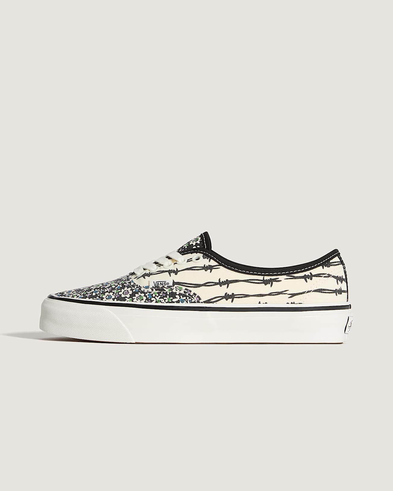 Premium Authentic Schuhe VANS Wei HERO