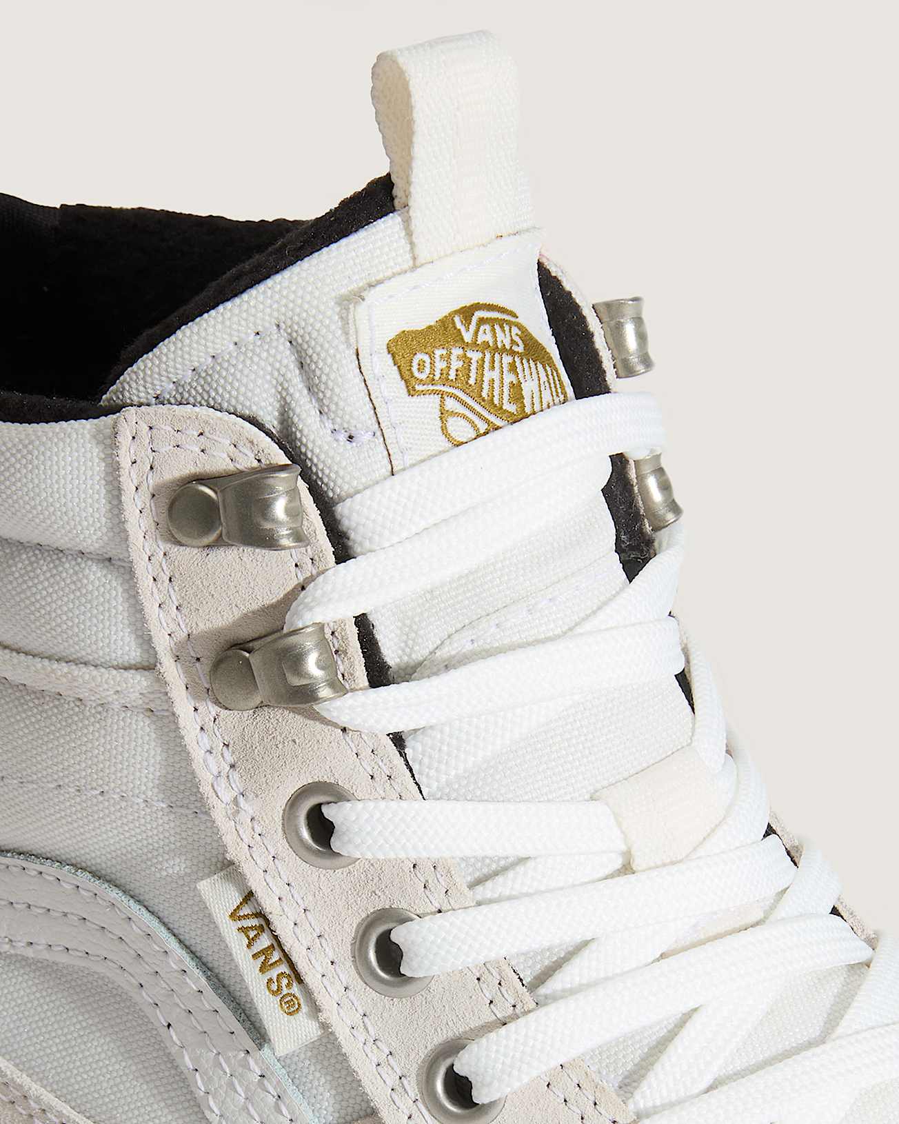 Sk8-Hi Waterproof Insulated Shoes - 7