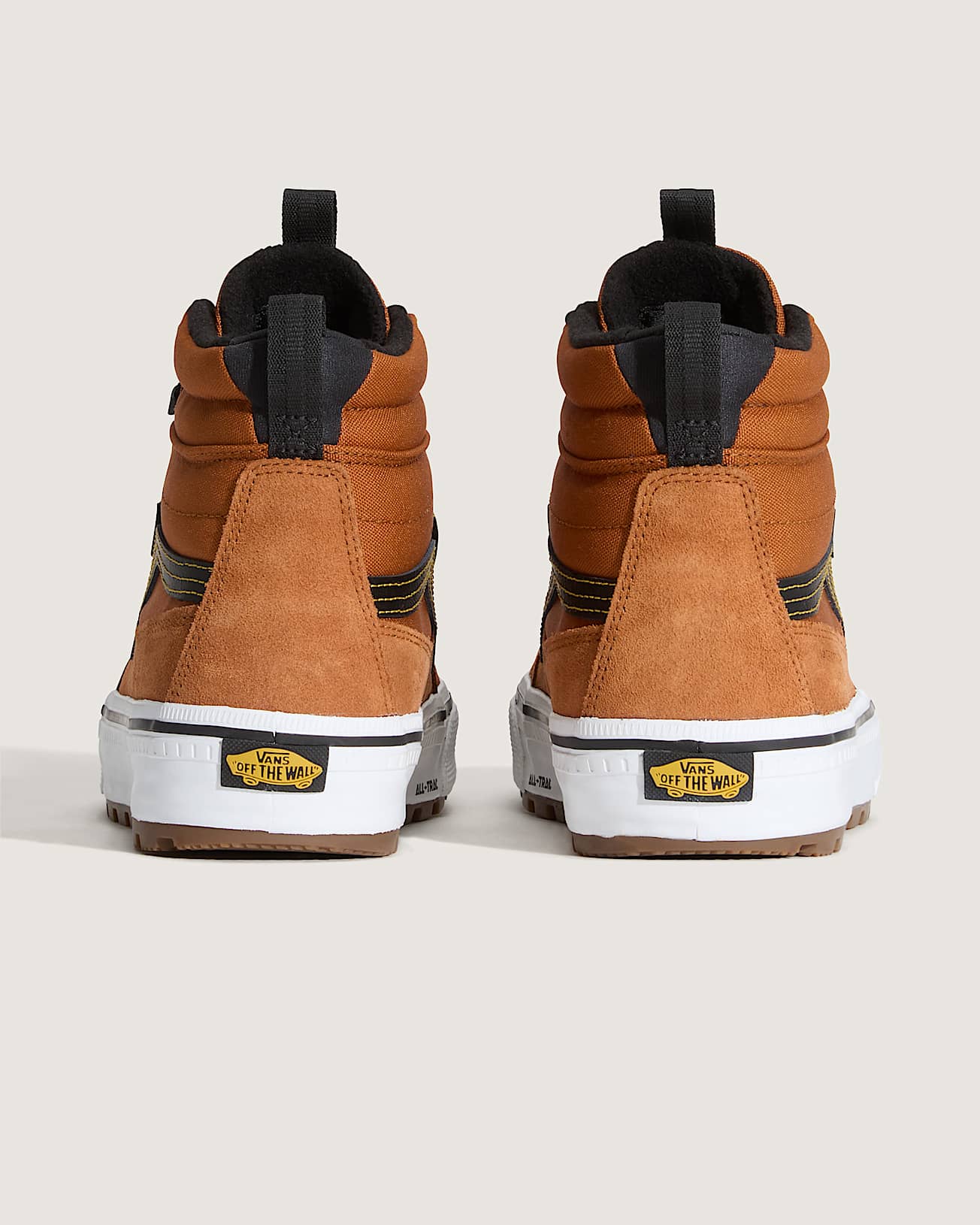 Ocieplane buty Sk8Hi Waterproof VANS PomaraczowyBrzowy ALT3