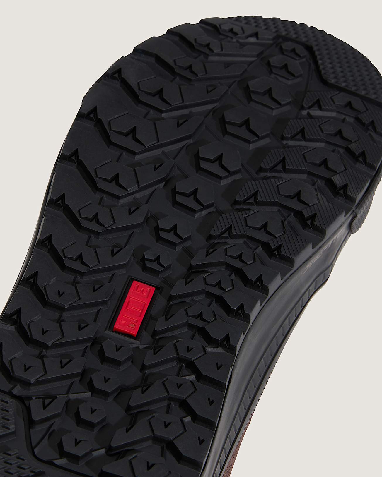 Sk8-Hi Waterproof Insulated Shoes - 4