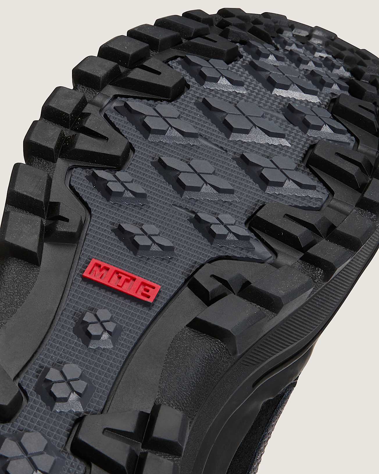 Scarpe con isolamento Sk8Hi GORETEX VANS Nero ALT6