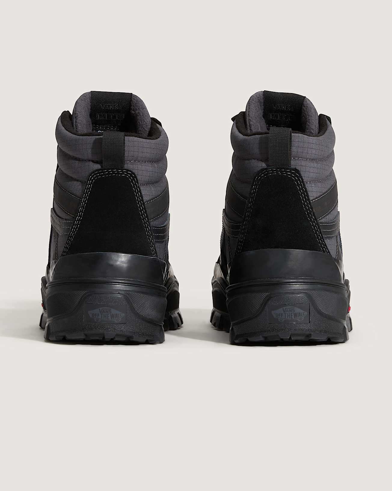 Scarpe con isolamento Sk8Hi GORETEX VANS Nero ALT3