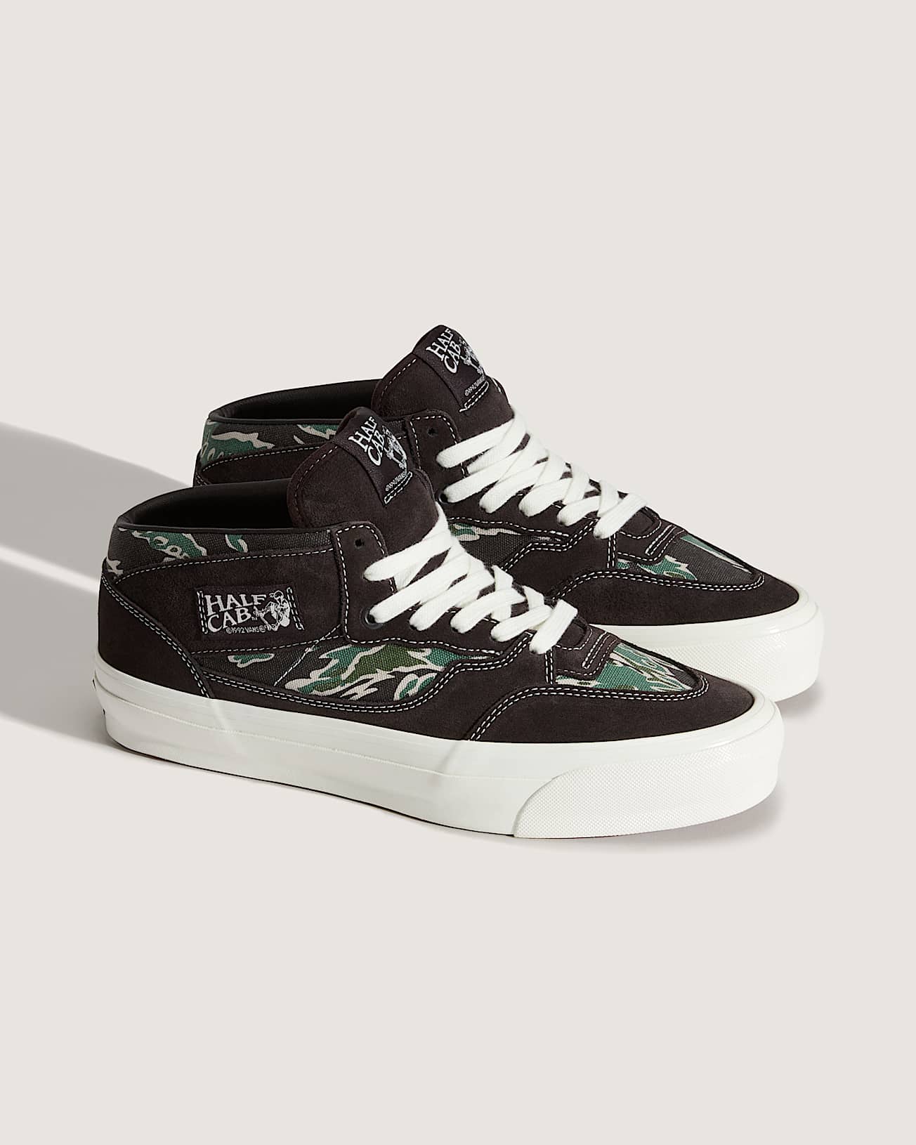 Premium Half Cab Schuhe VANS Schwarz ALT1