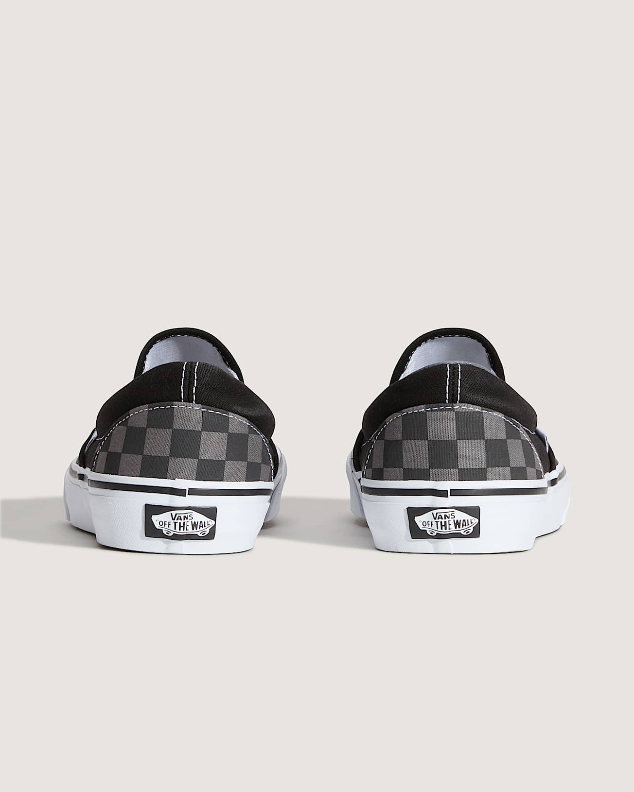Chaussures Checkerboard Classic SlipOn VANS NoirGris ALT3