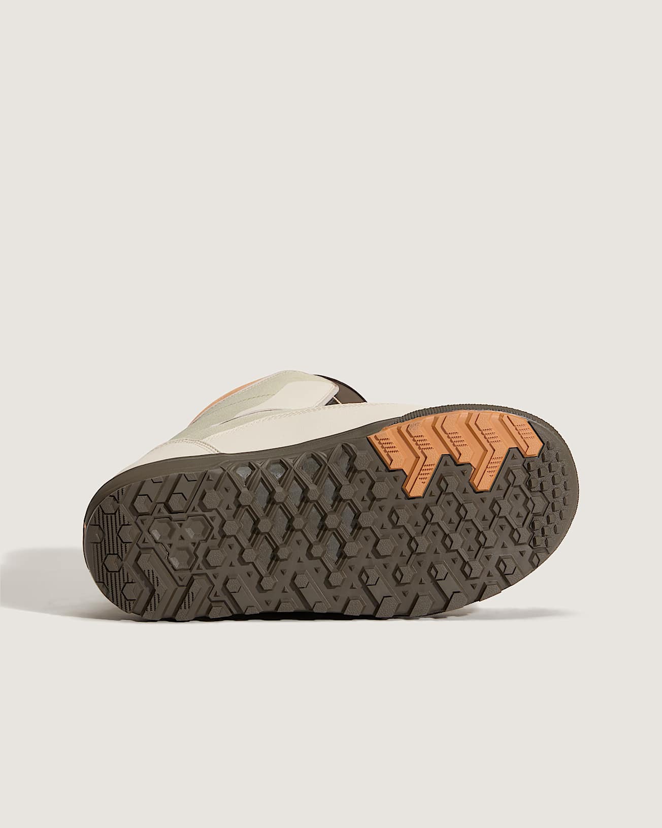 Aura Pro Snowboard Boots VANS Brown ALT5