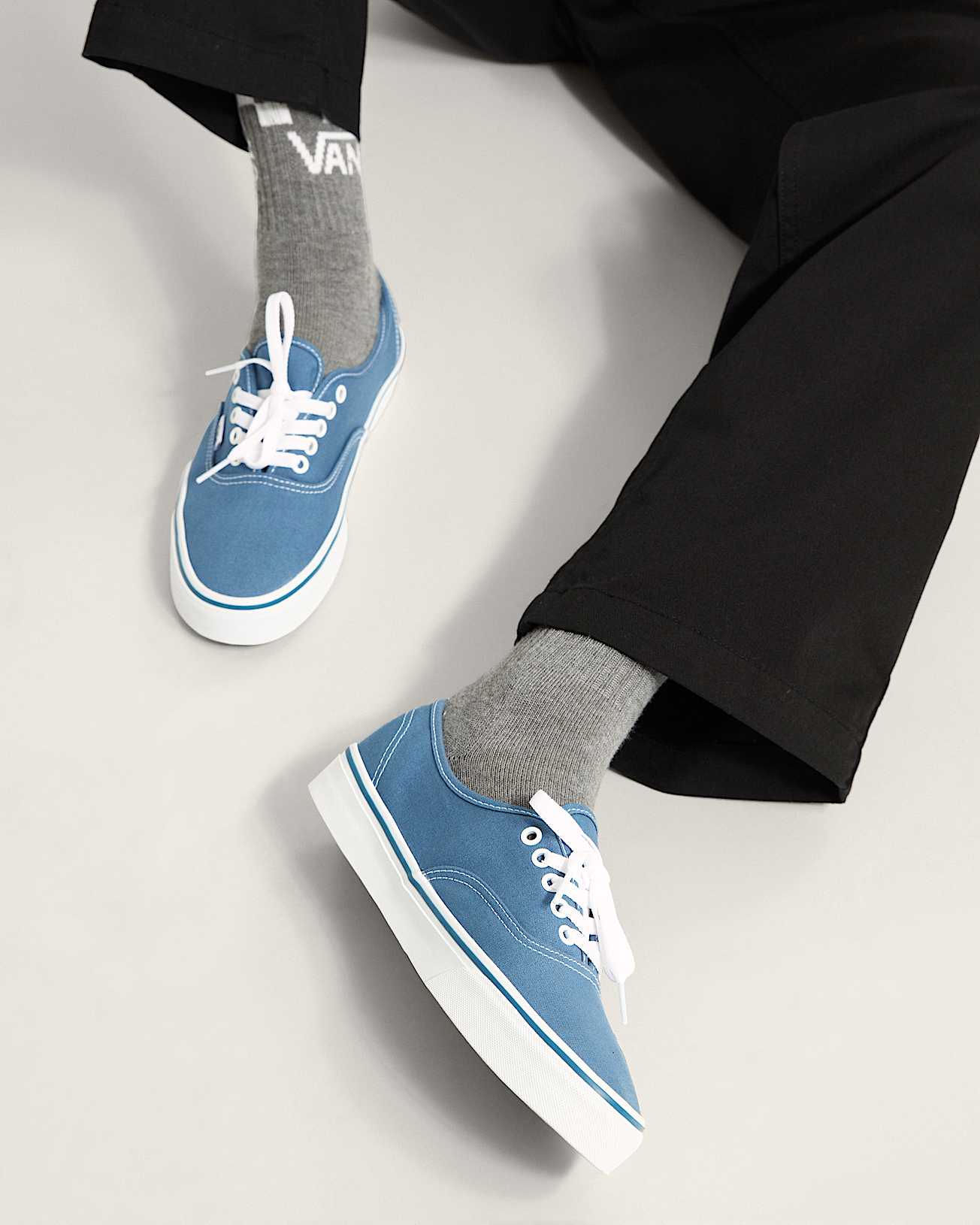 Chaussures Authentic VANS Bleu ALT6
