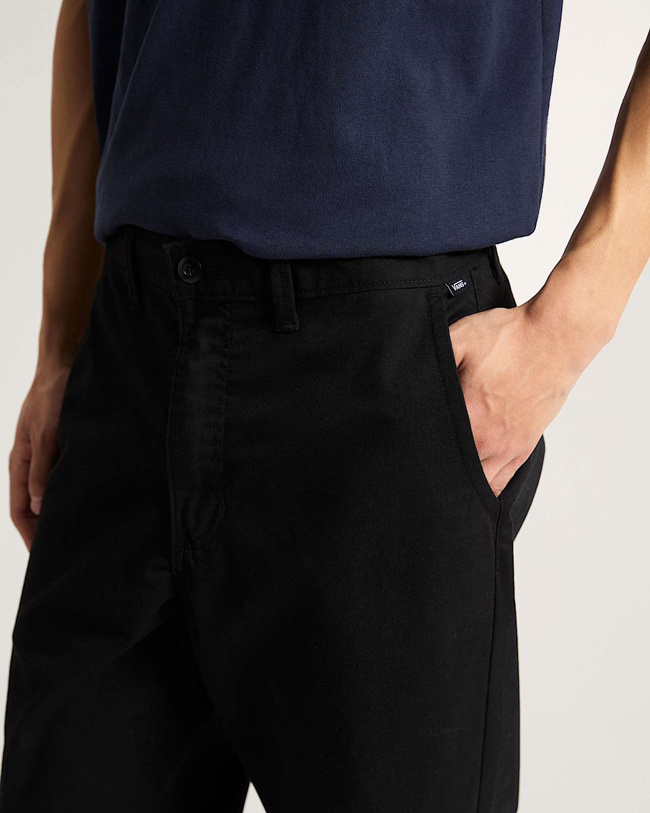 Authentic Chino Relaxed Hose VANS Schwarz ALT6