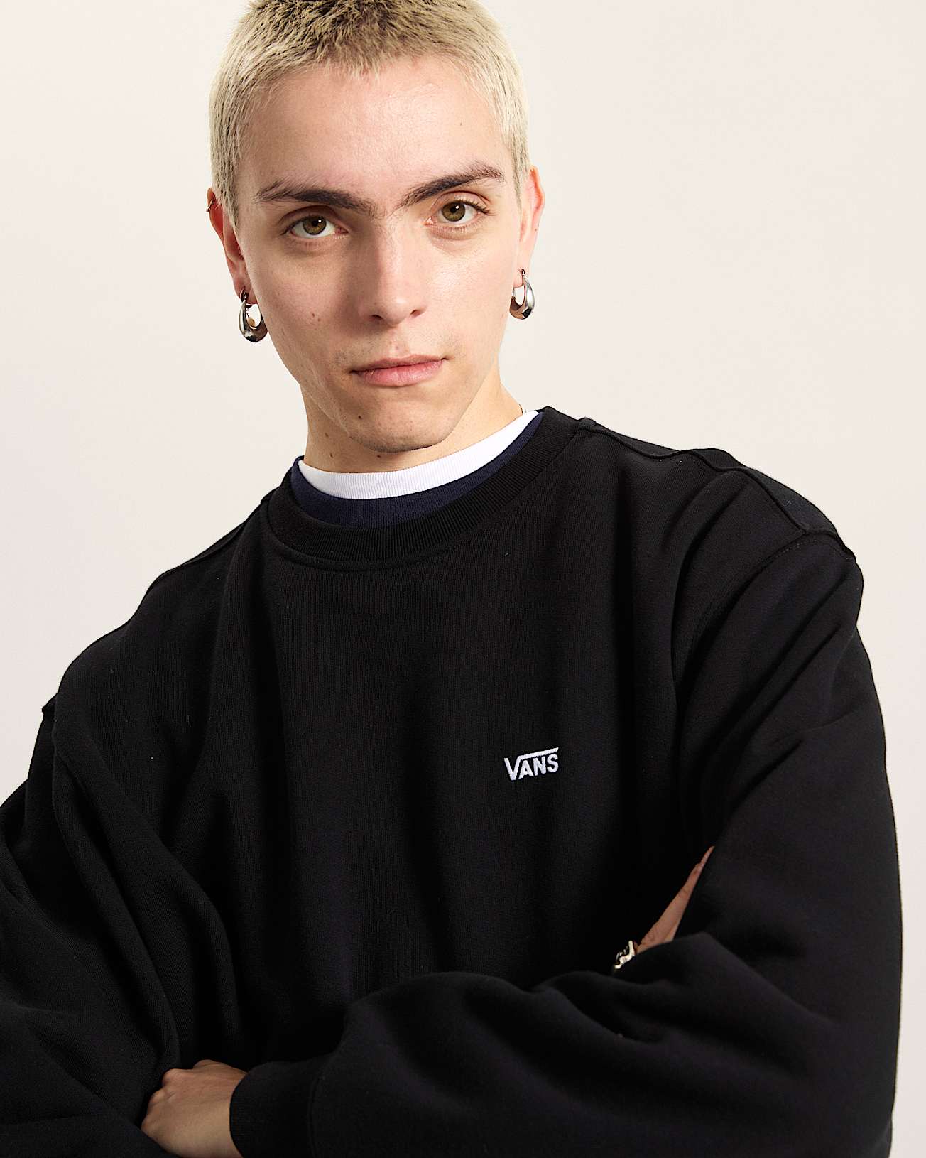 Left Chest II Sweatshirt VANS Schwarz ALT5