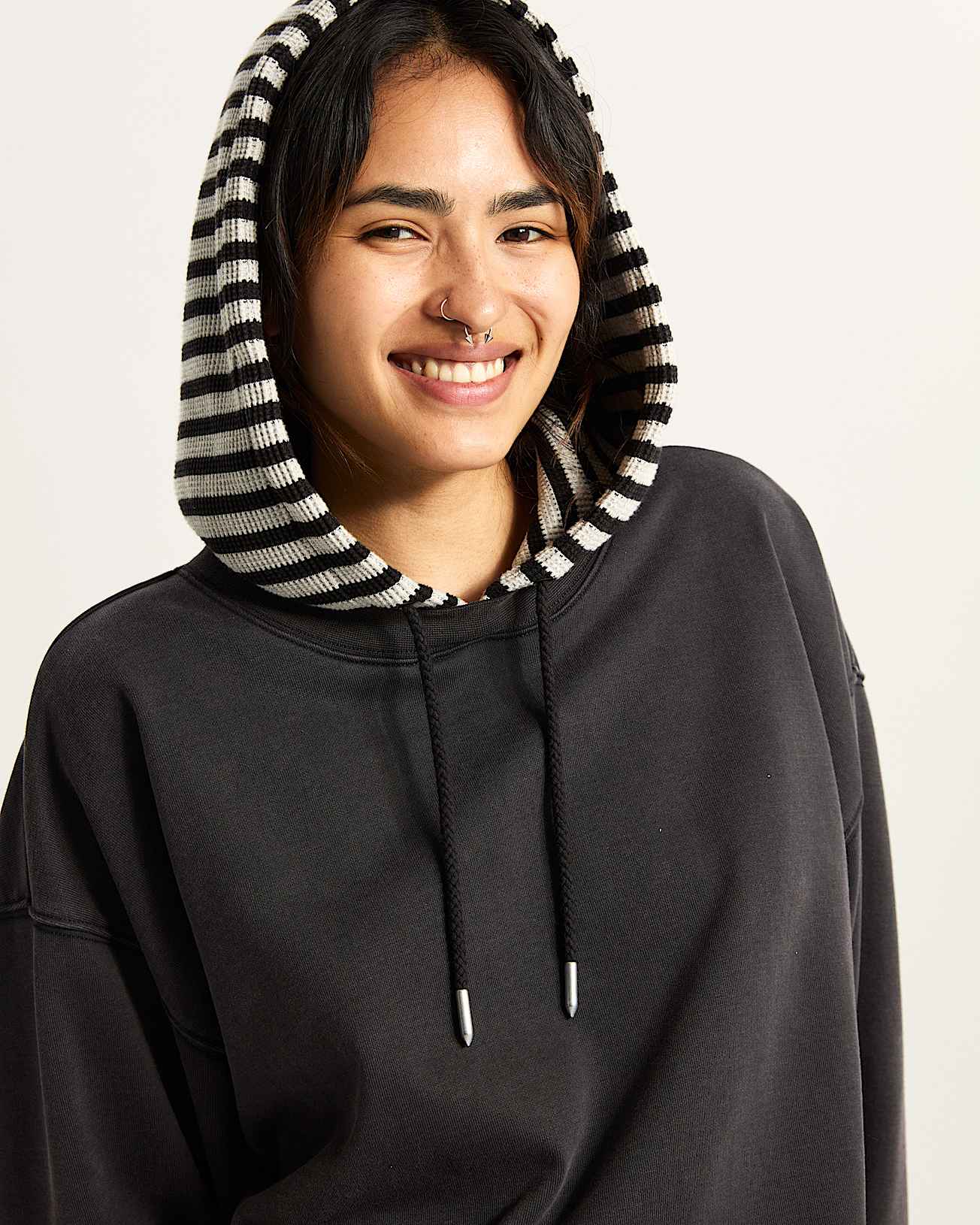 Effy Hooded Sweatshirt VANS Black ALT6