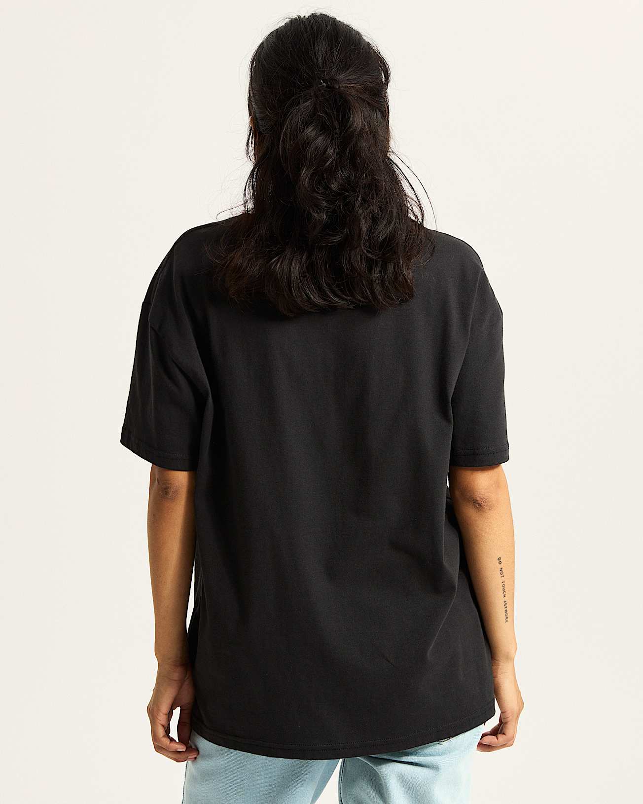 Essential T-Shirt - 4