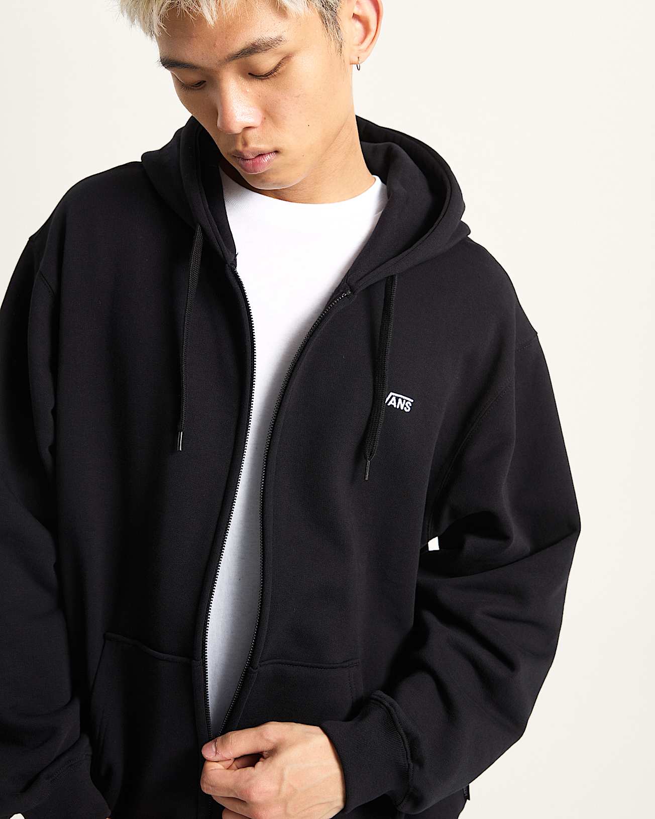 Left Chest II Logo Hoodie VANS Schwarz ALT6