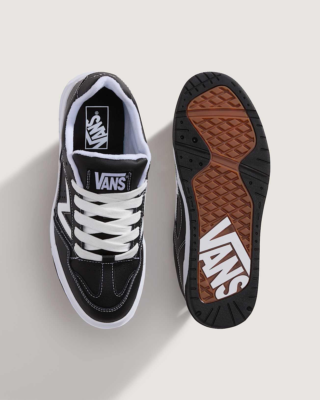 Upland Shoes VANS Black ALT2