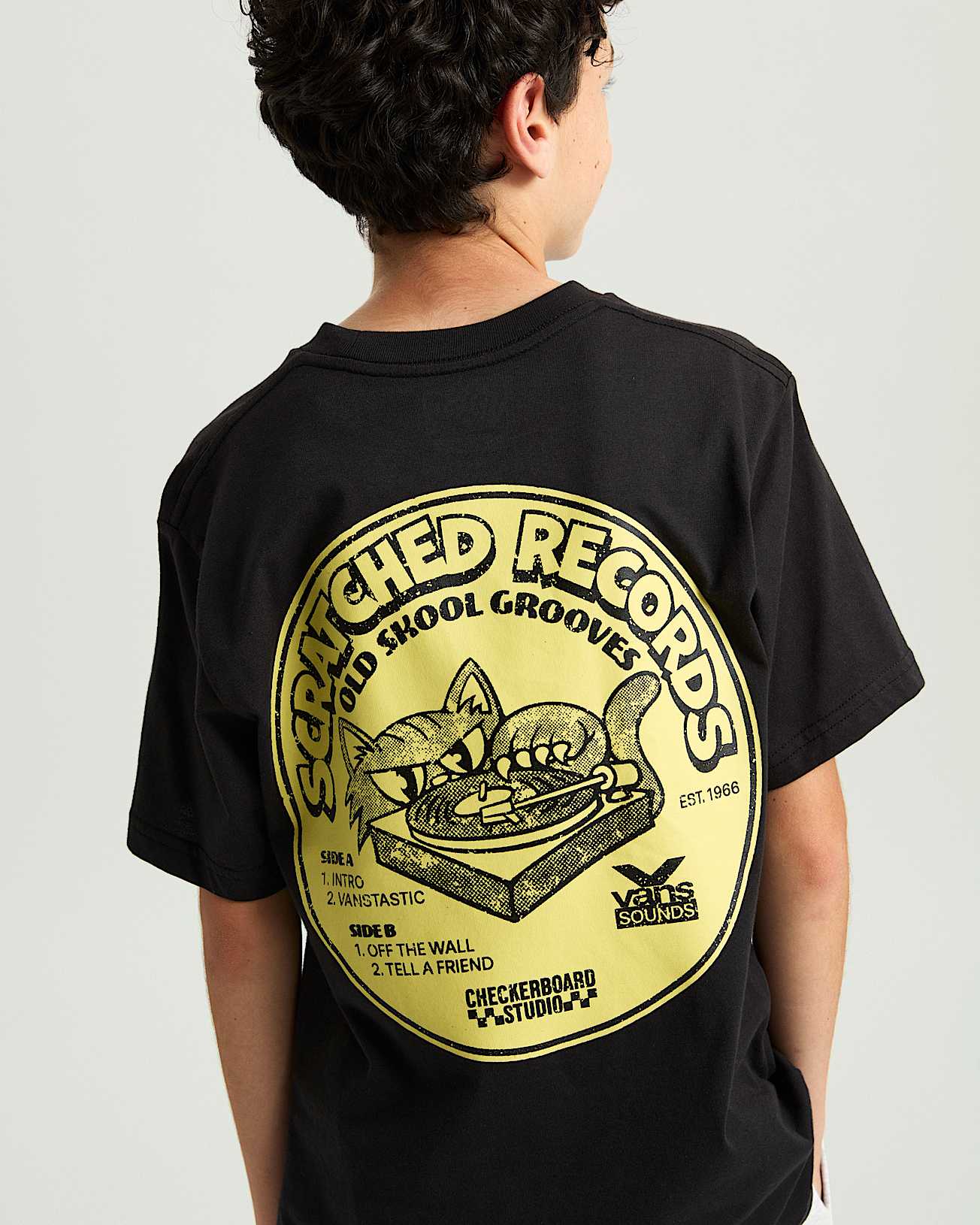 Kinder Scratched Records TShirt 814 Jahre VANS Schwarz ALT3