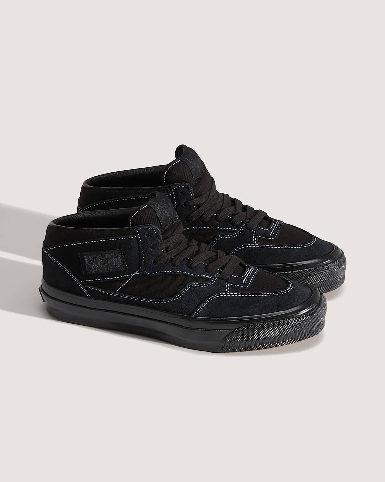 Premium Half Cab Shoes VANS Black ALT1