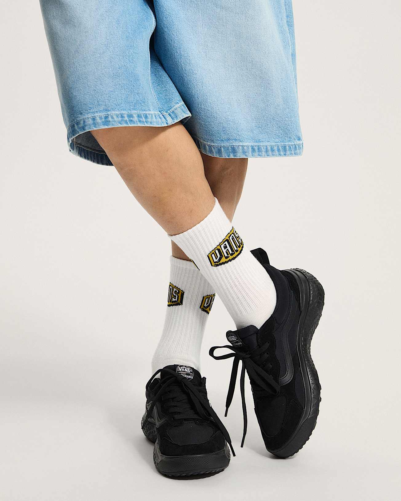 UltraRange Neo MTE Shoes VANS Black ALT4