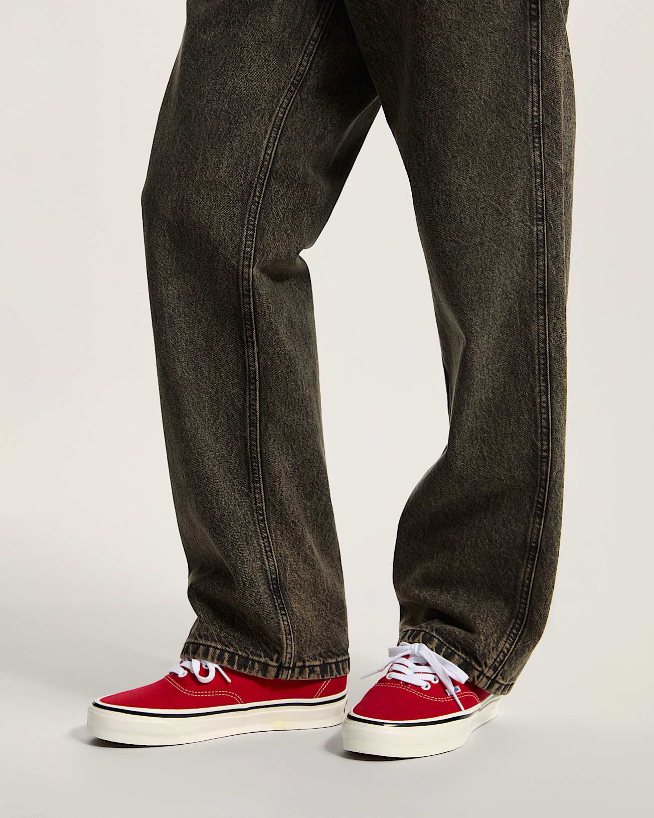 Premium Authentic 44 Schuhe VANS Rot ALT4