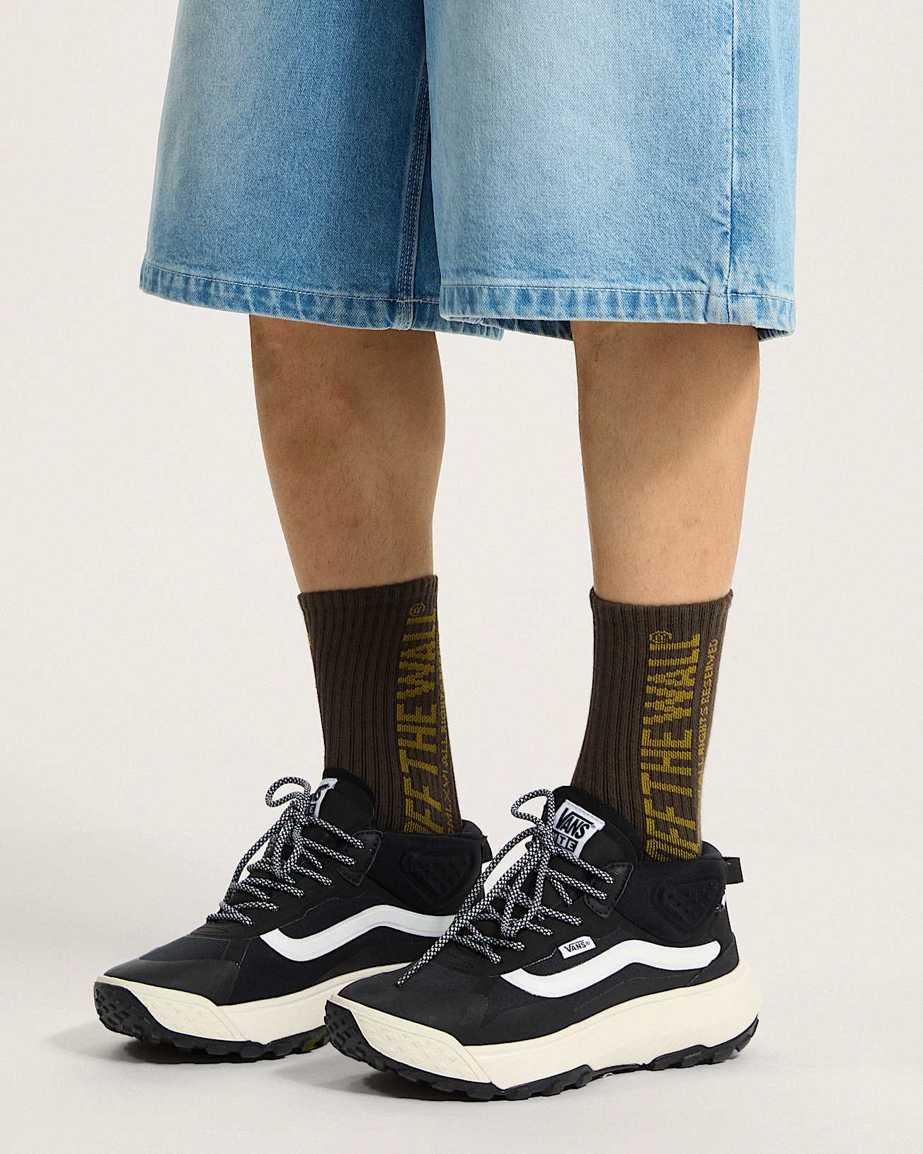 MTE Crosspath Mid Shoes VANS Black ALT4