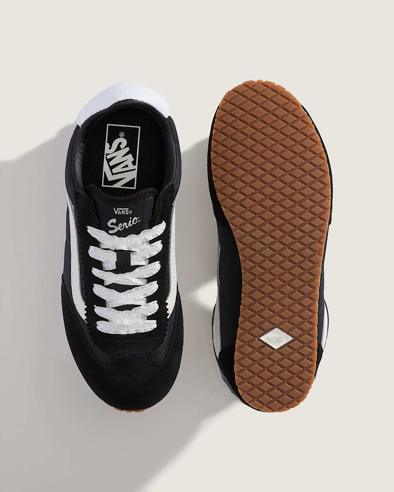 Super Lowpro Shoes VANS Black ALT2